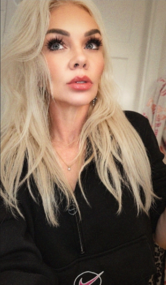@🥀