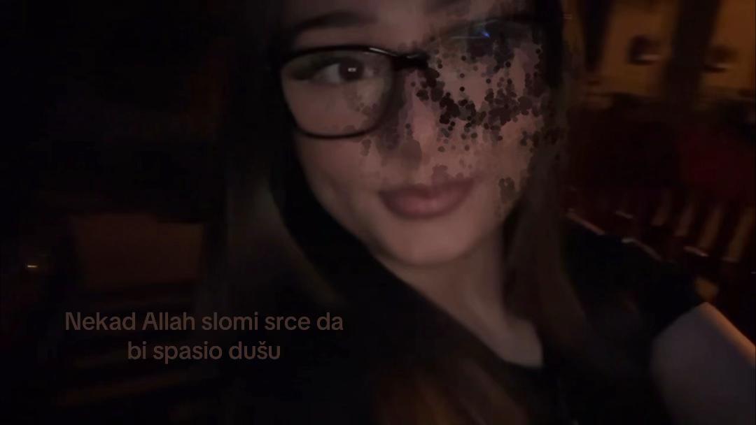 @𝑀𝑒𝑙𝑖𝑠𝑎