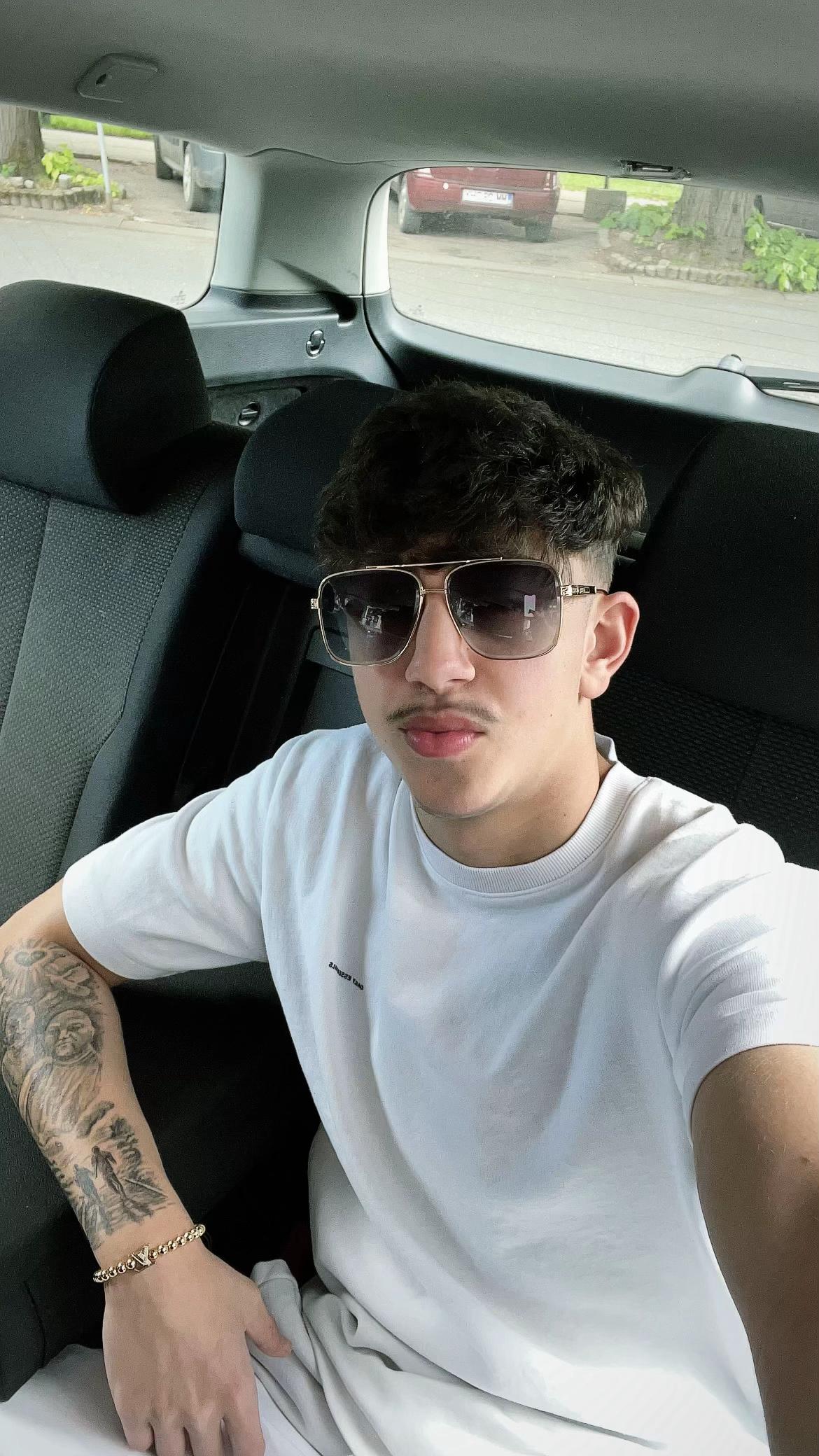 @andreibox