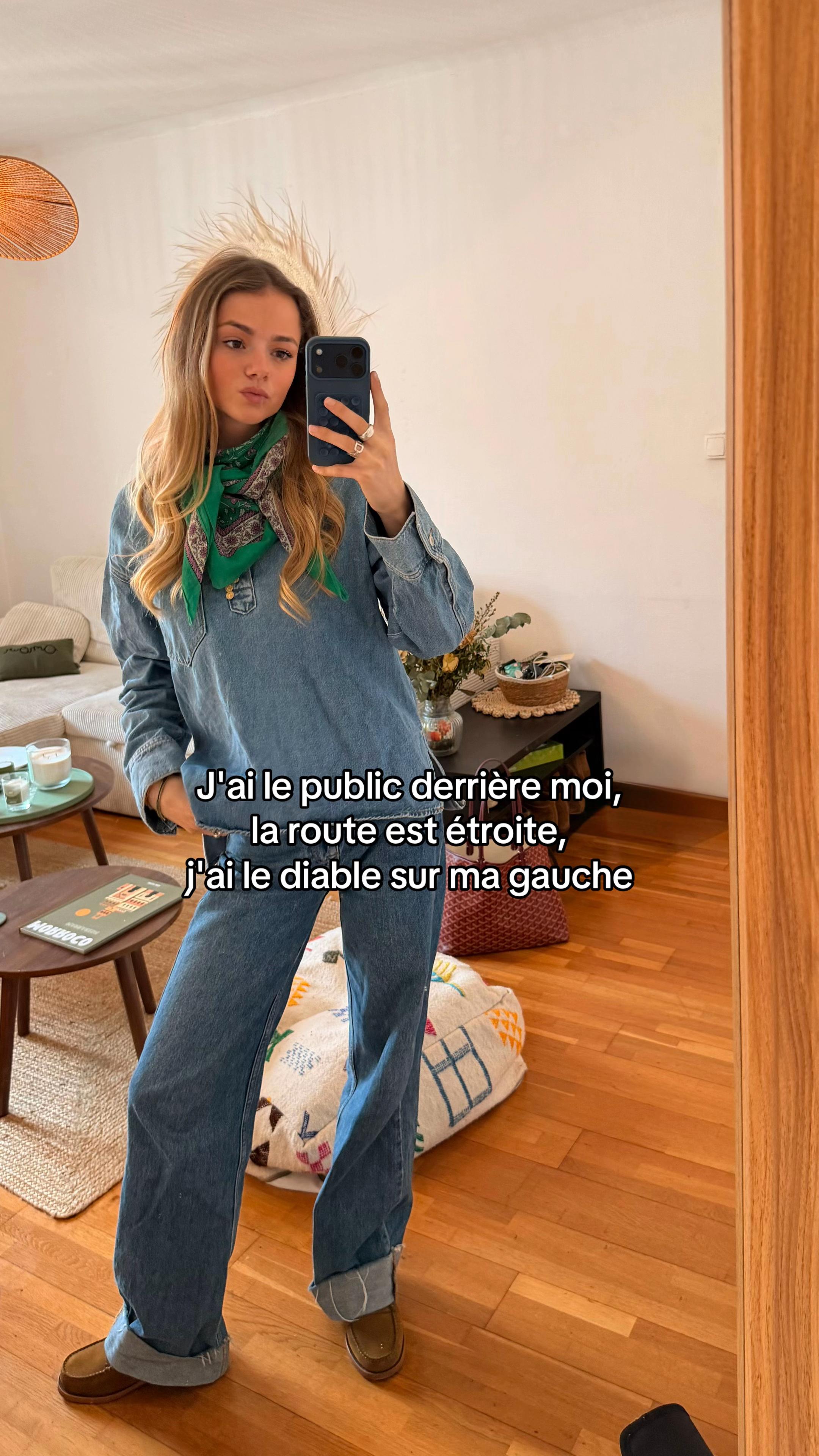@Sixtine 🐍