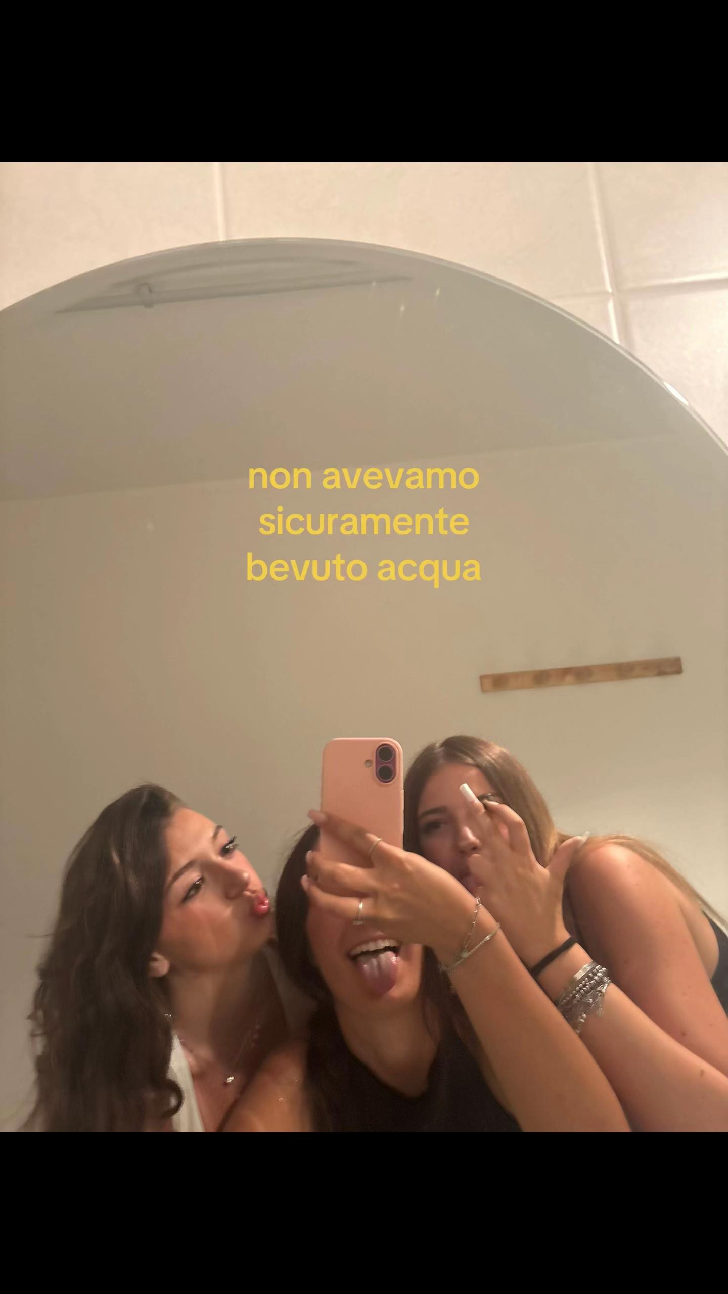 @vivi_spamm