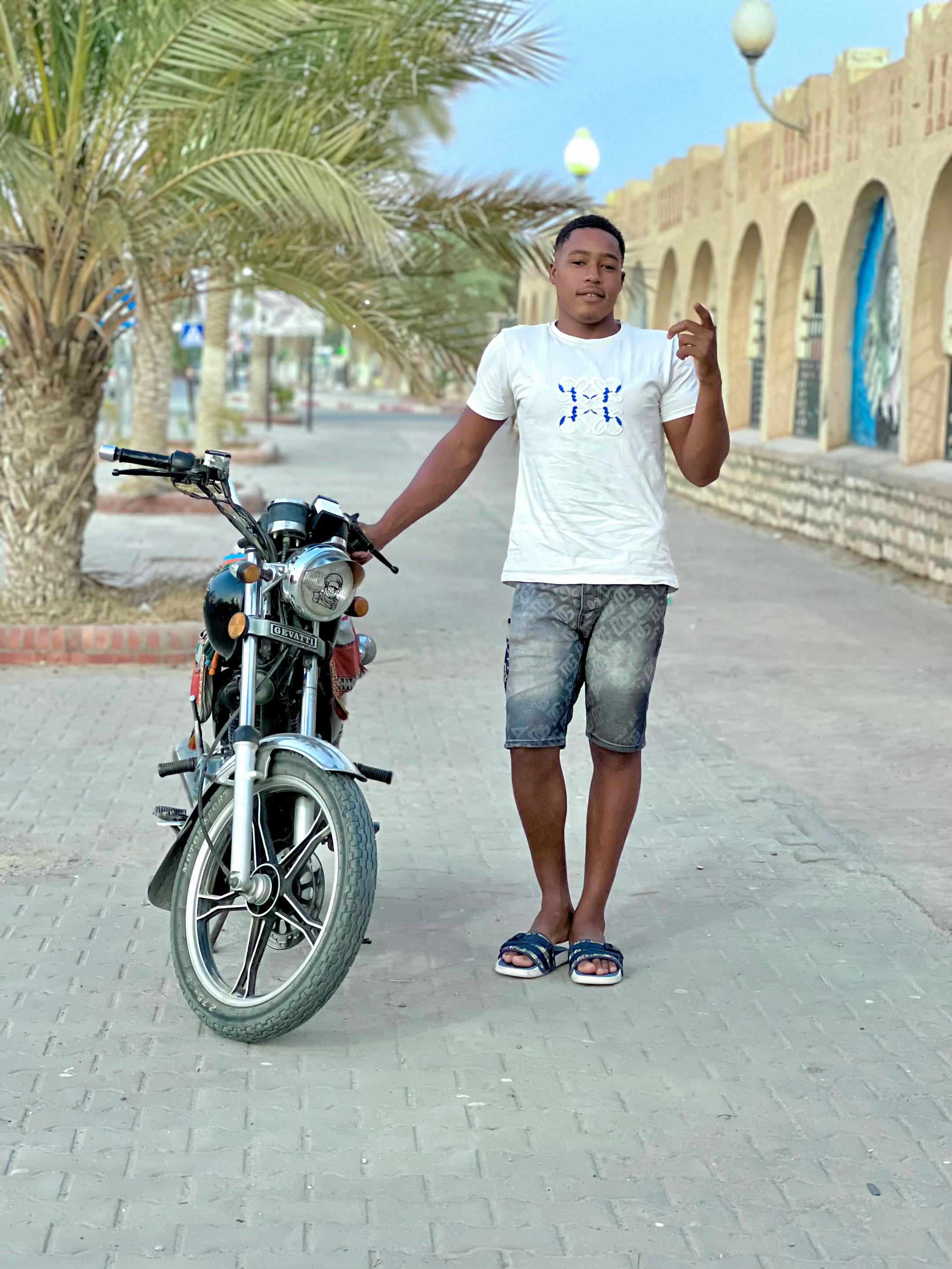 @شَـــْـاهِيــــِــــنْ🦅💙