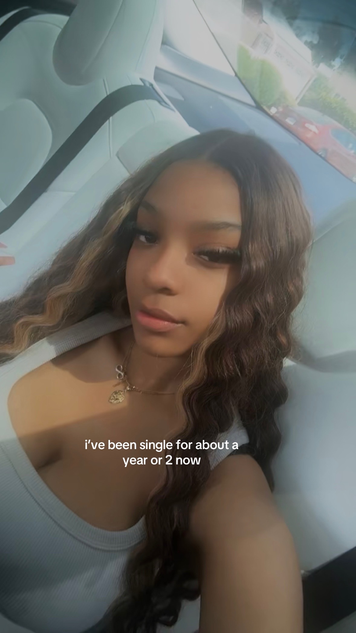 @E👅