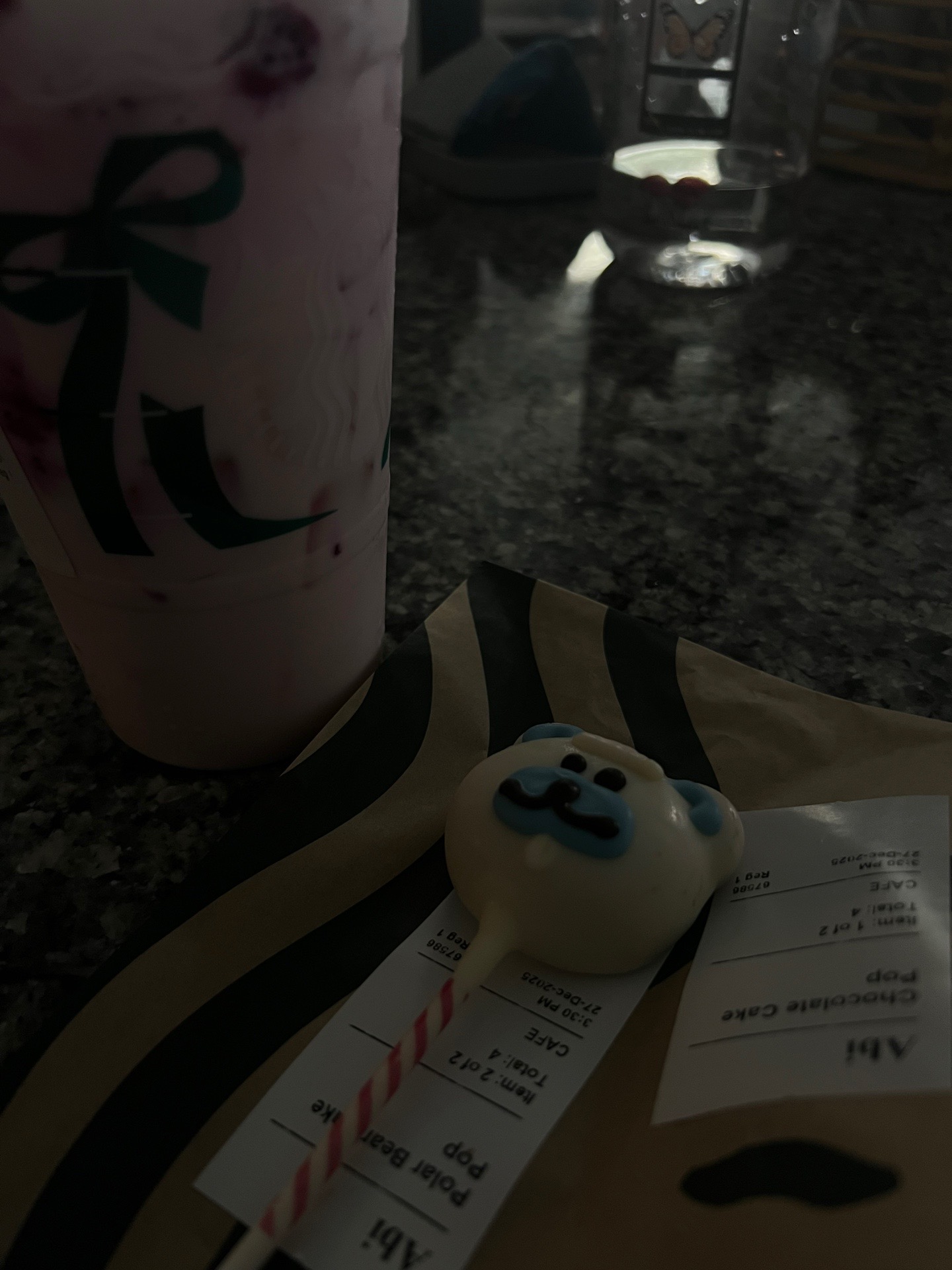 @ᵃᵇⁱᵏⁱⁿˢᶻ 𝗓 𐰁