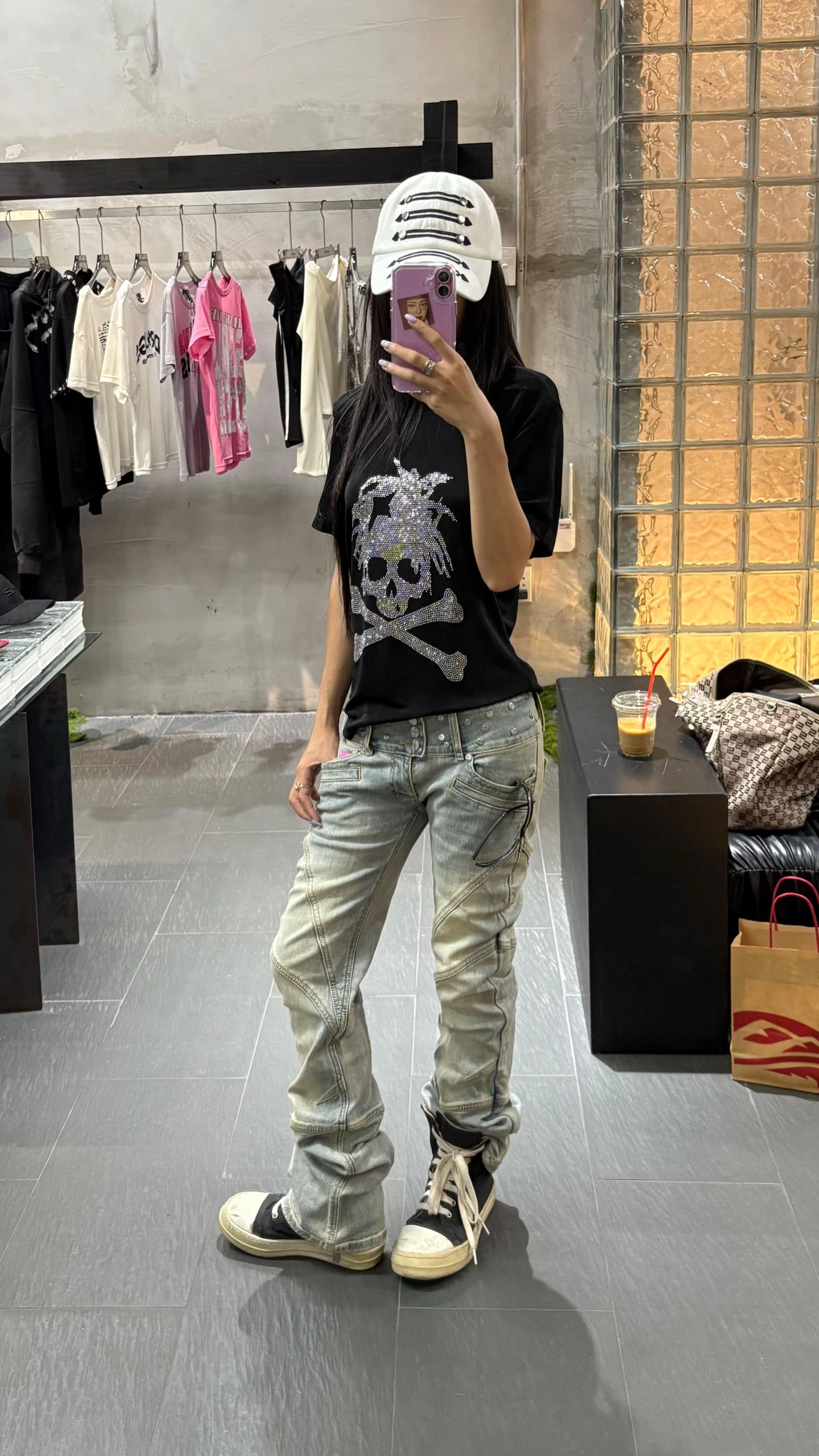 @Nilu ミ★