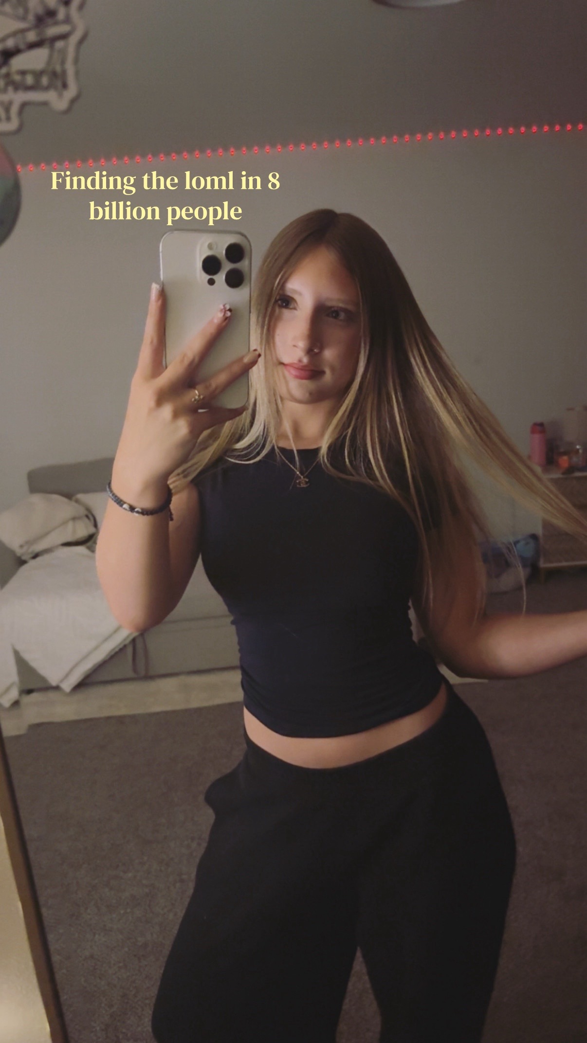 @𝒫𝓇ℯ𝓈𝓁ℯ𝓎