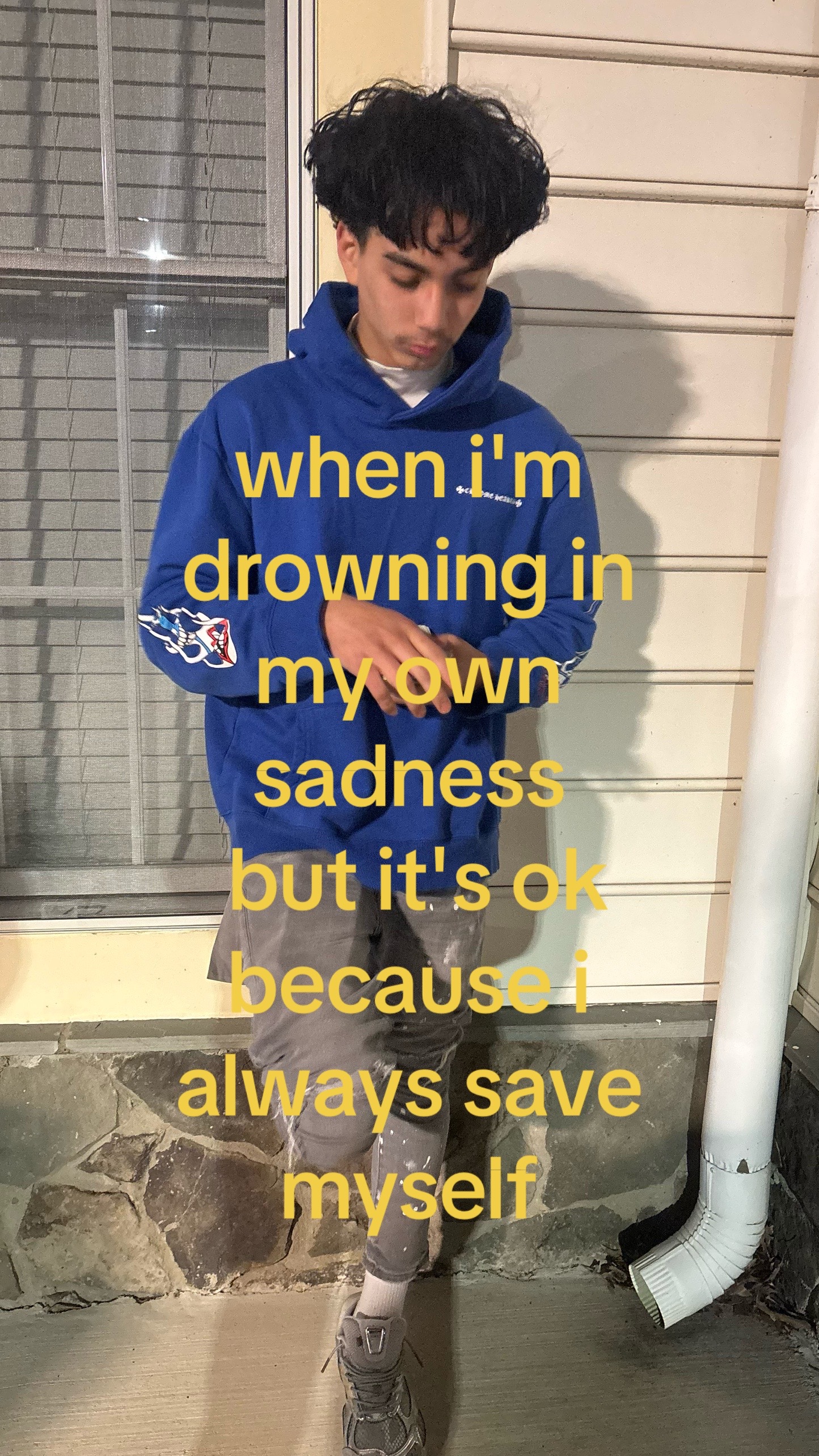 @⃟