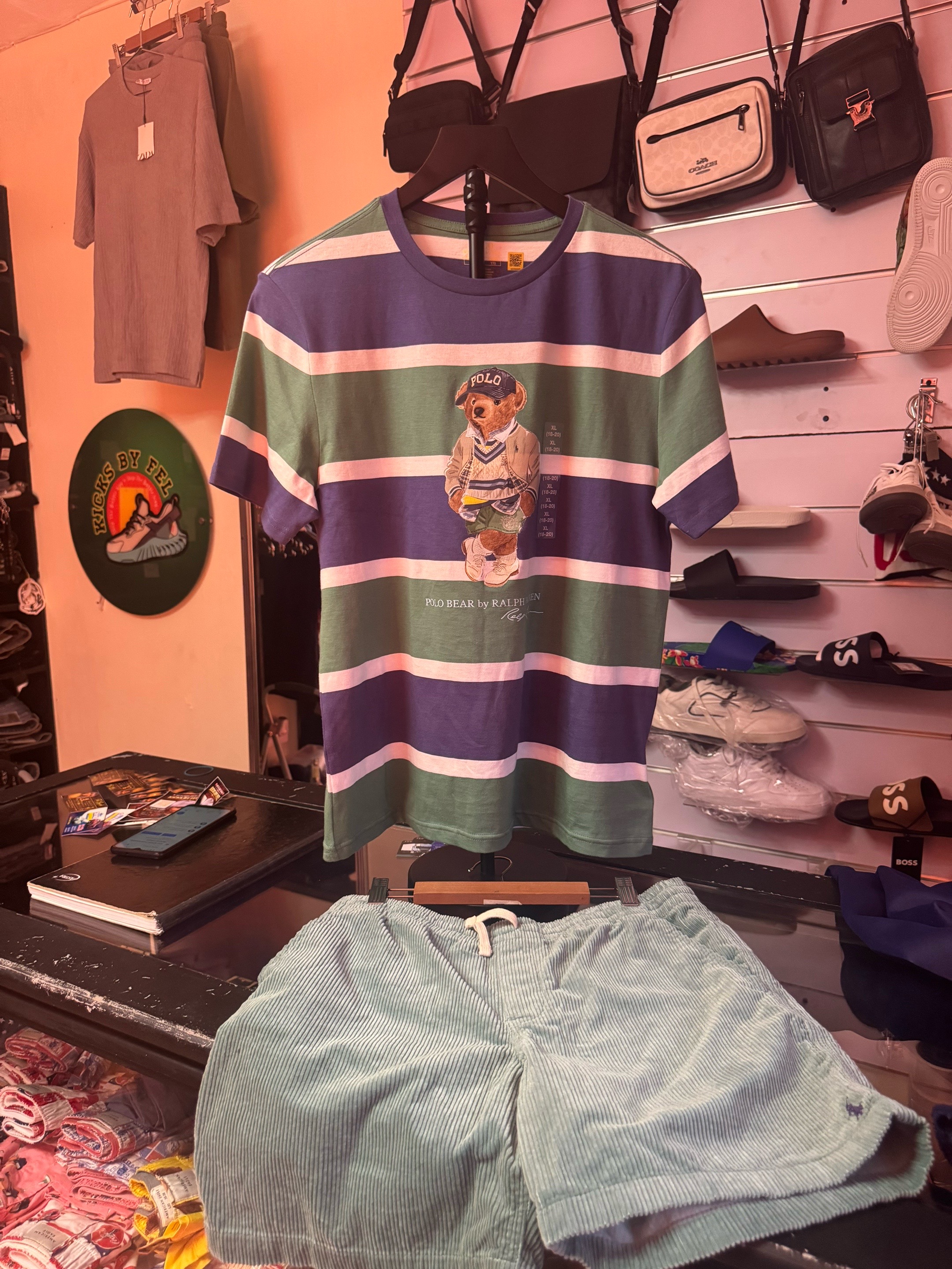 @kicks_by_fel