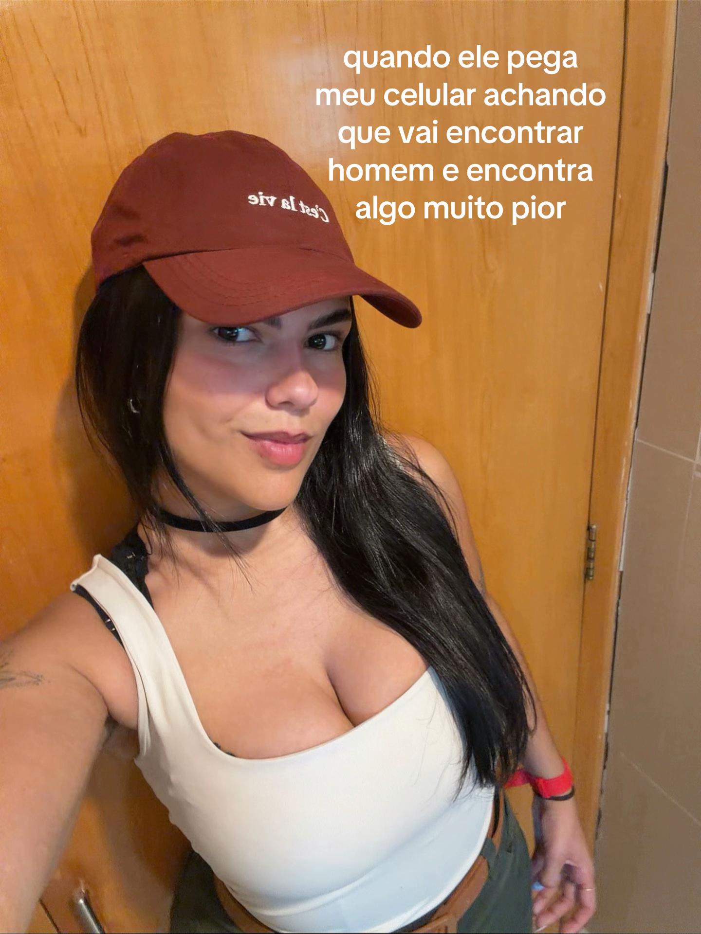 @Liz Queiroz 🍒