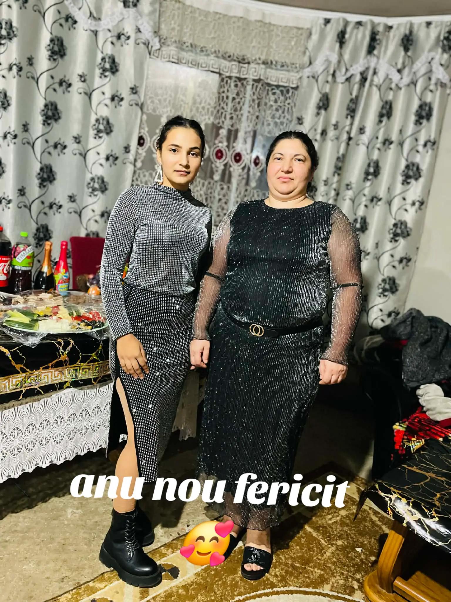 @Alexandra Rzm