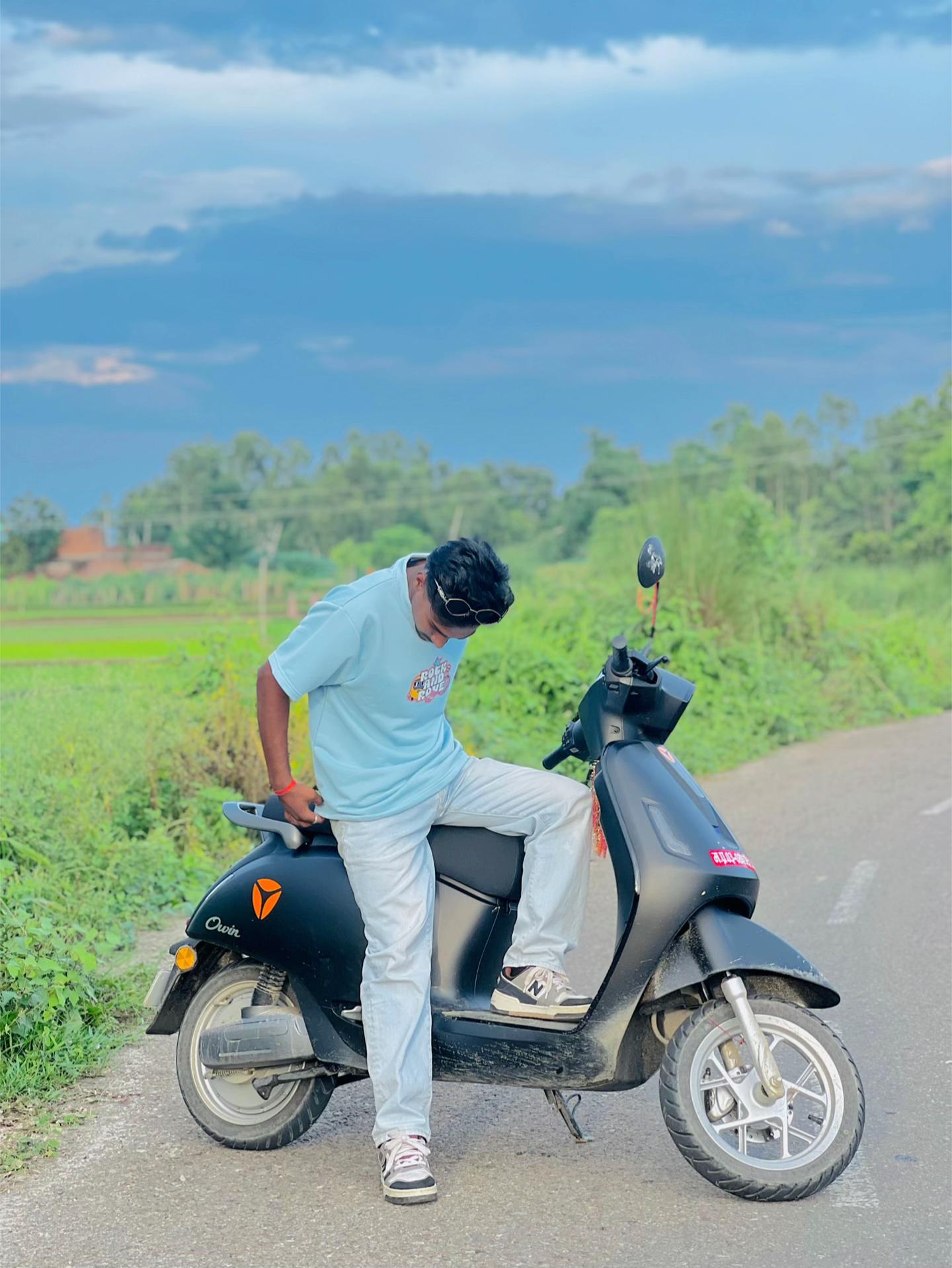 @RAJESH♟️BOOS🔱