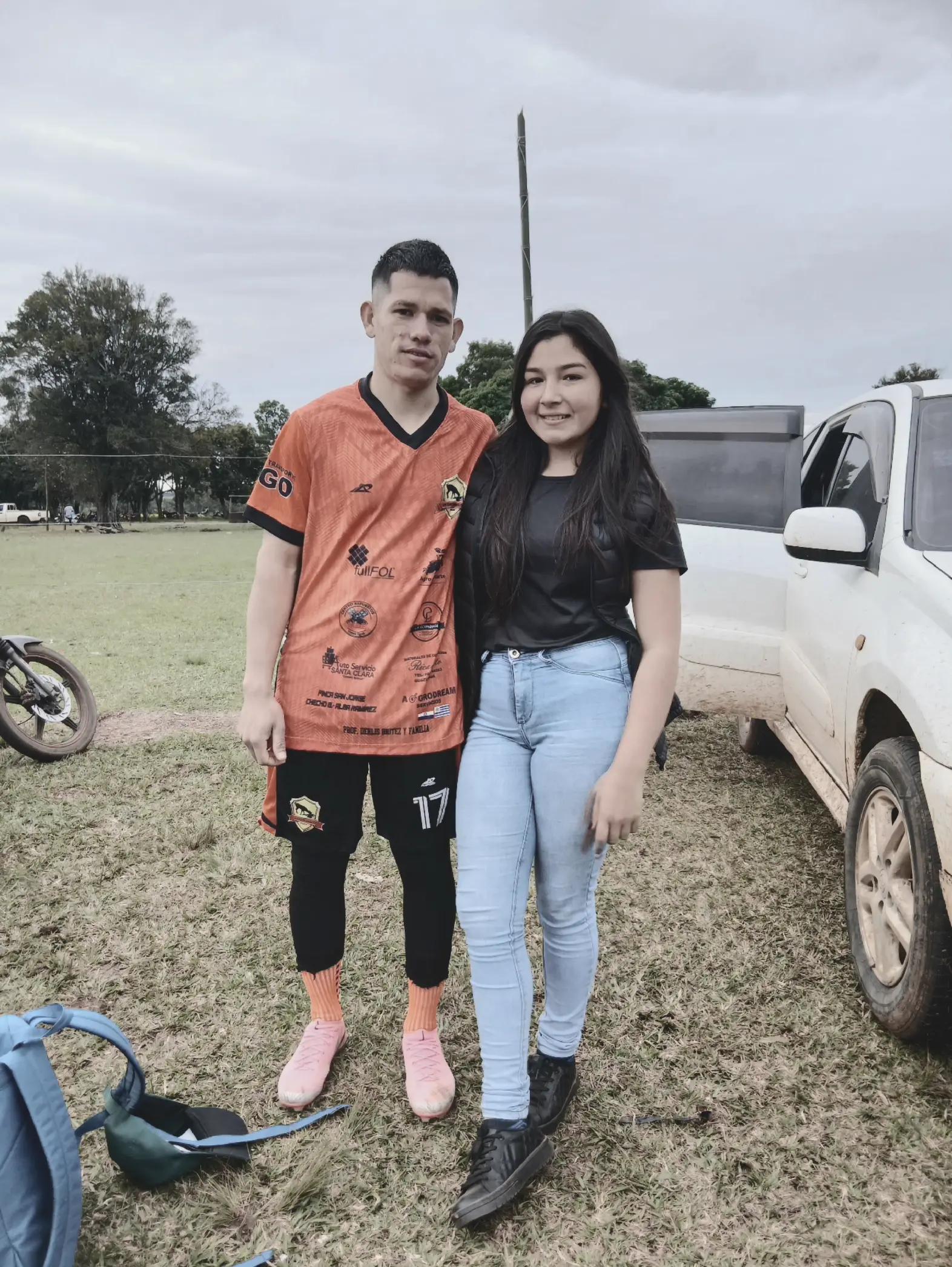 @Aguirre prismelia🧃💚