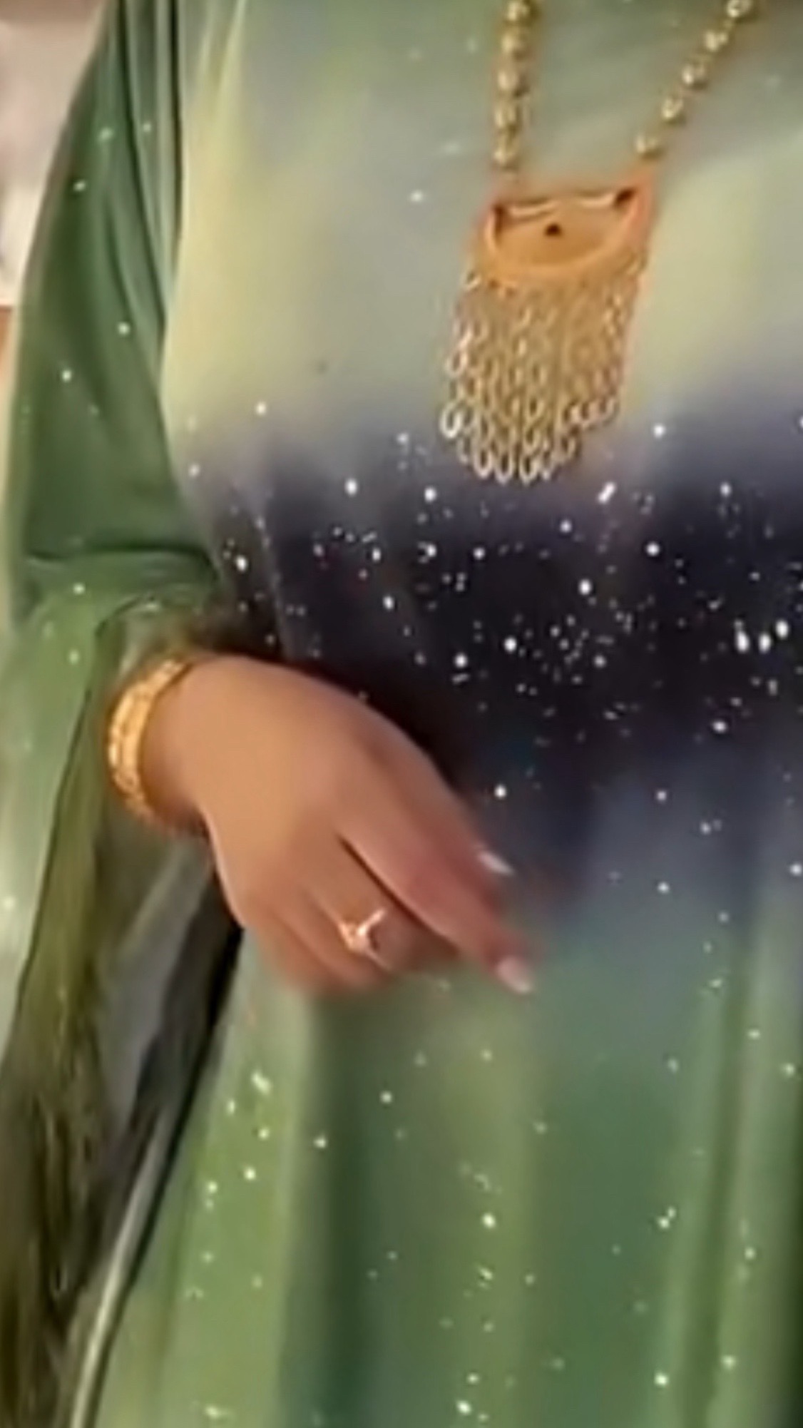 @shamsobella