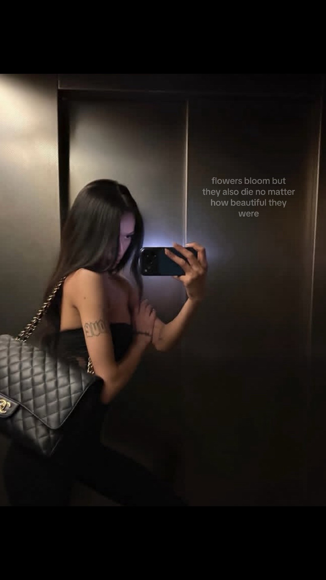 @️