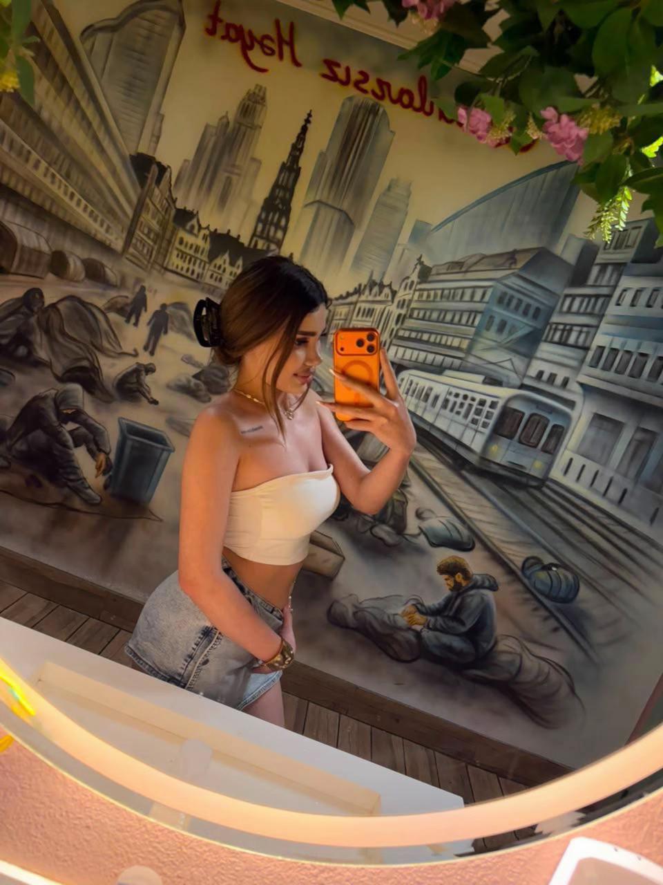 @𝓜