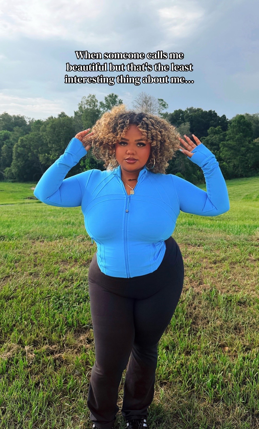 @Curlyheadsierra 💗