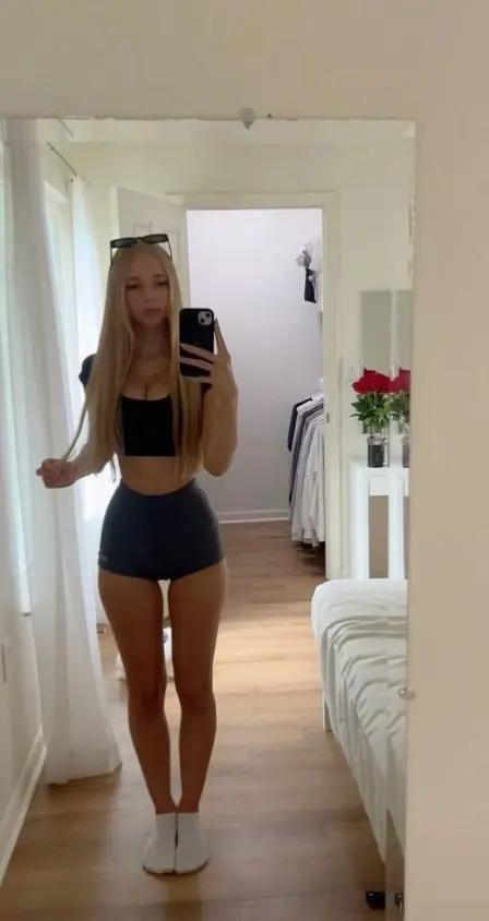 @lily_love
