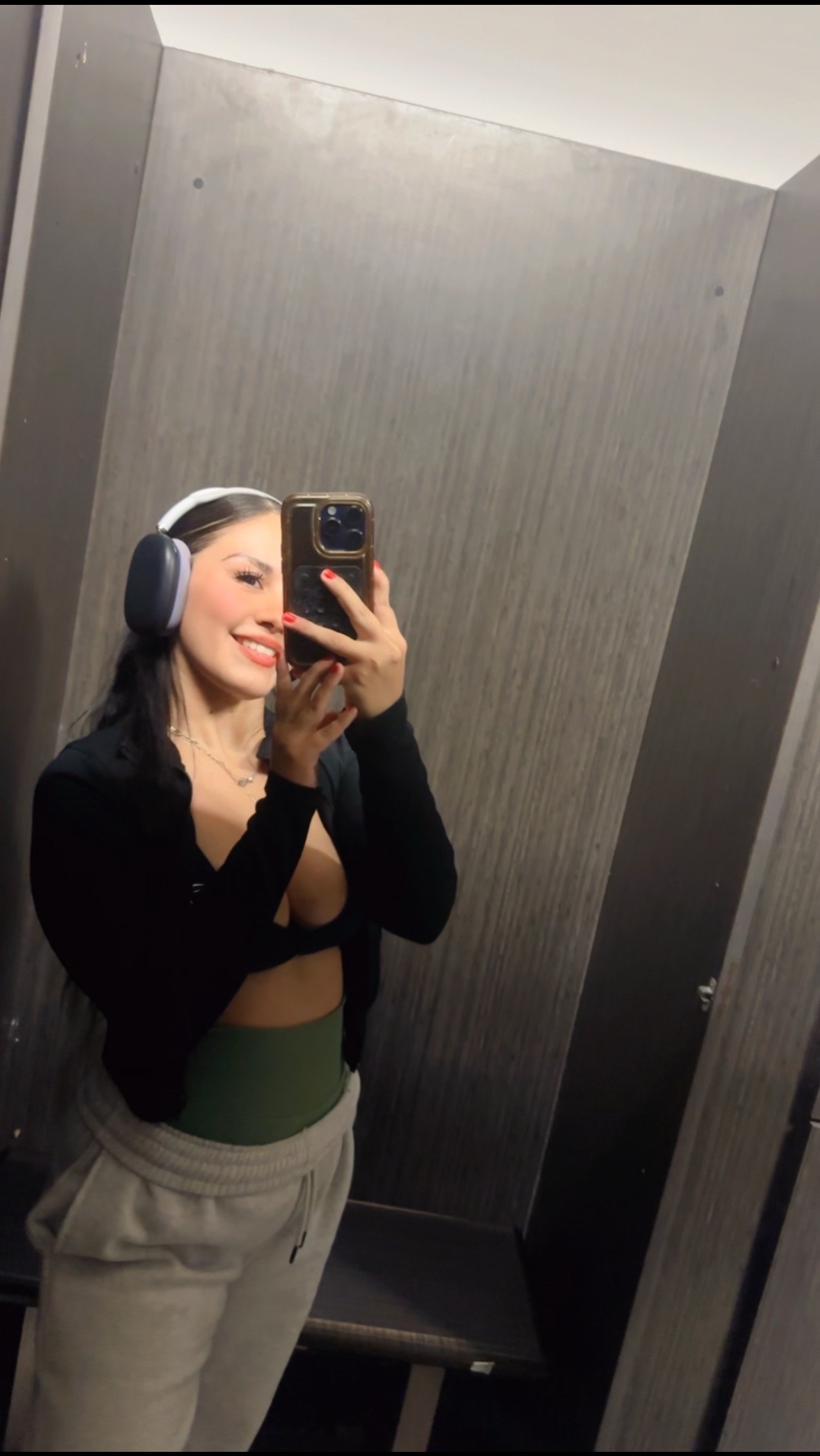 @❀.