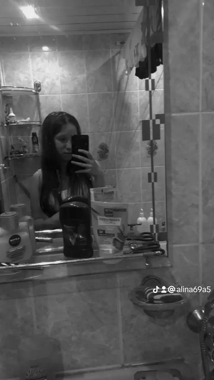 @Алинка брилькова