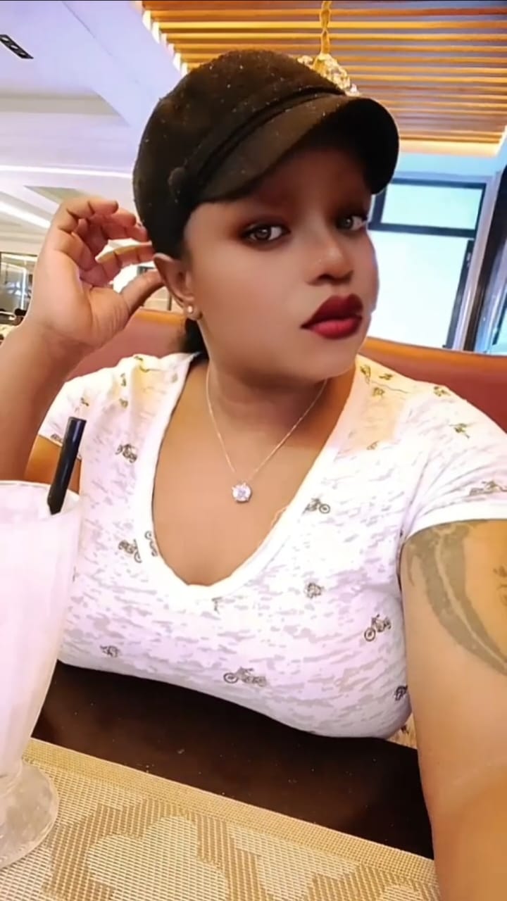 @Ess_goddess