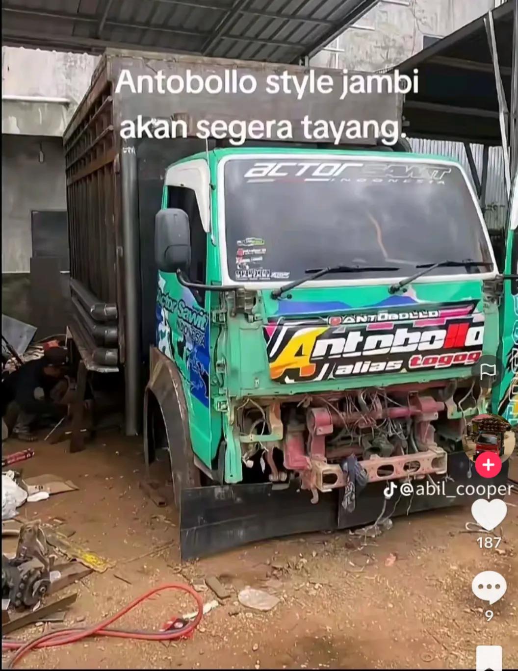 @Rooney Endha Ajha😎😎😎😎😎