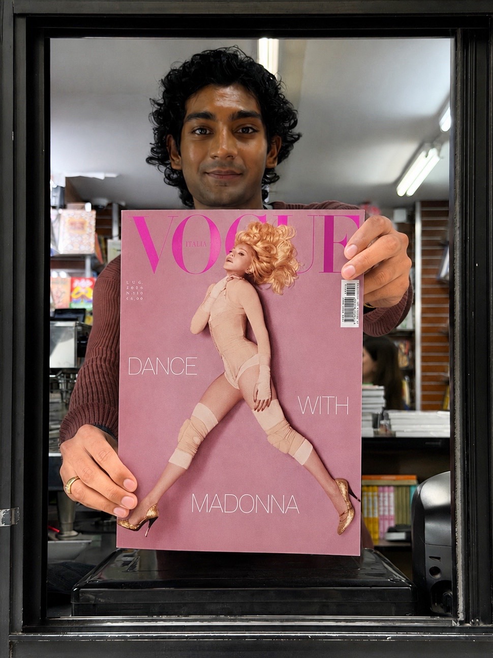 @ICONIC Magazines