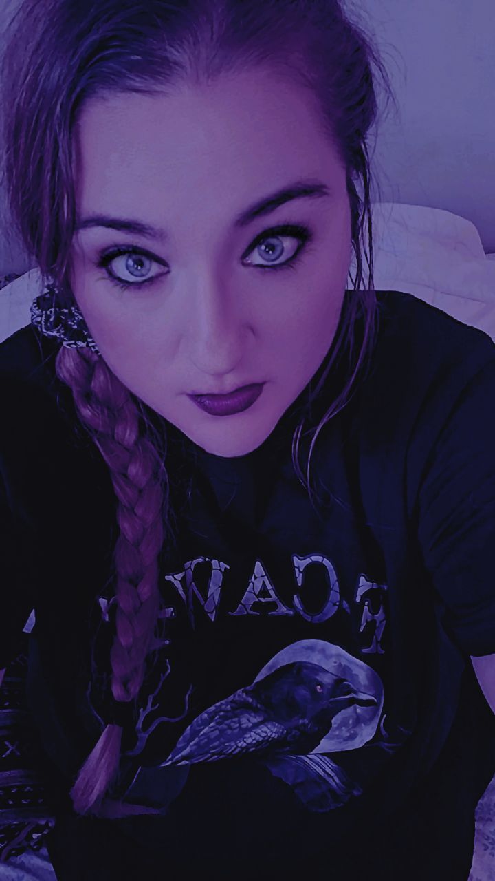 @THEdivinehighpriestess111