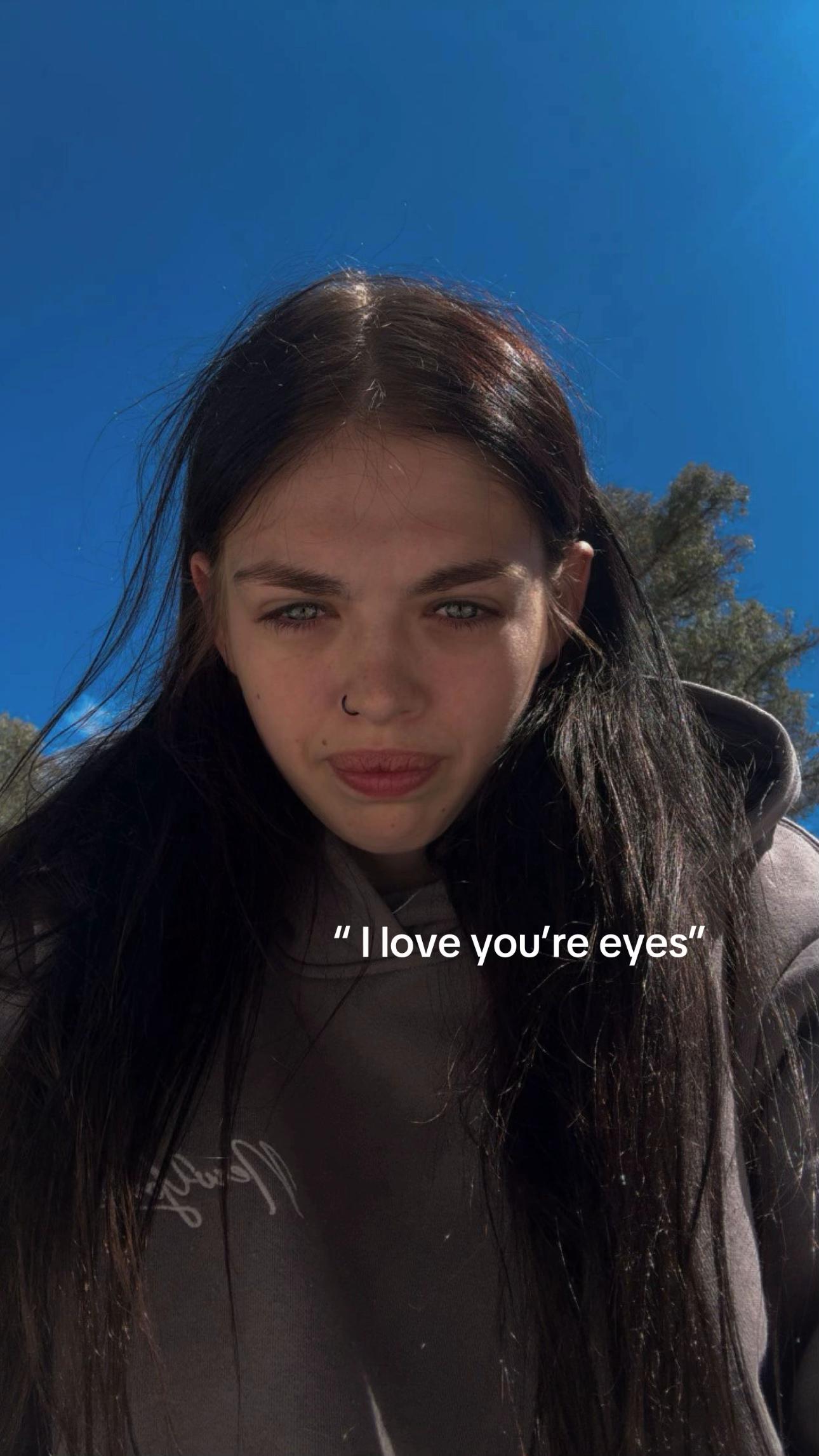 @Dani x