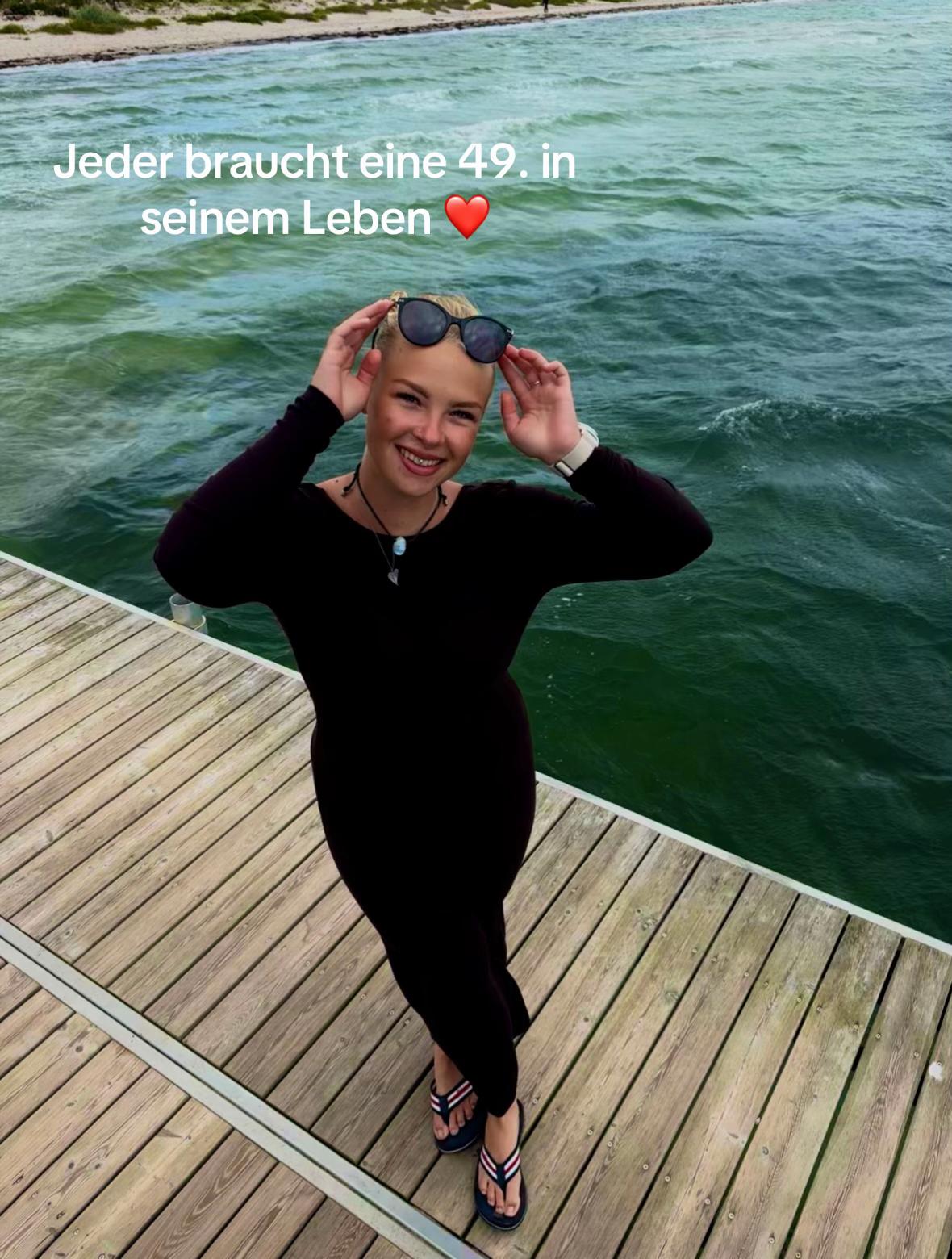 @𝑻 𝑨 𝑹 𝑨