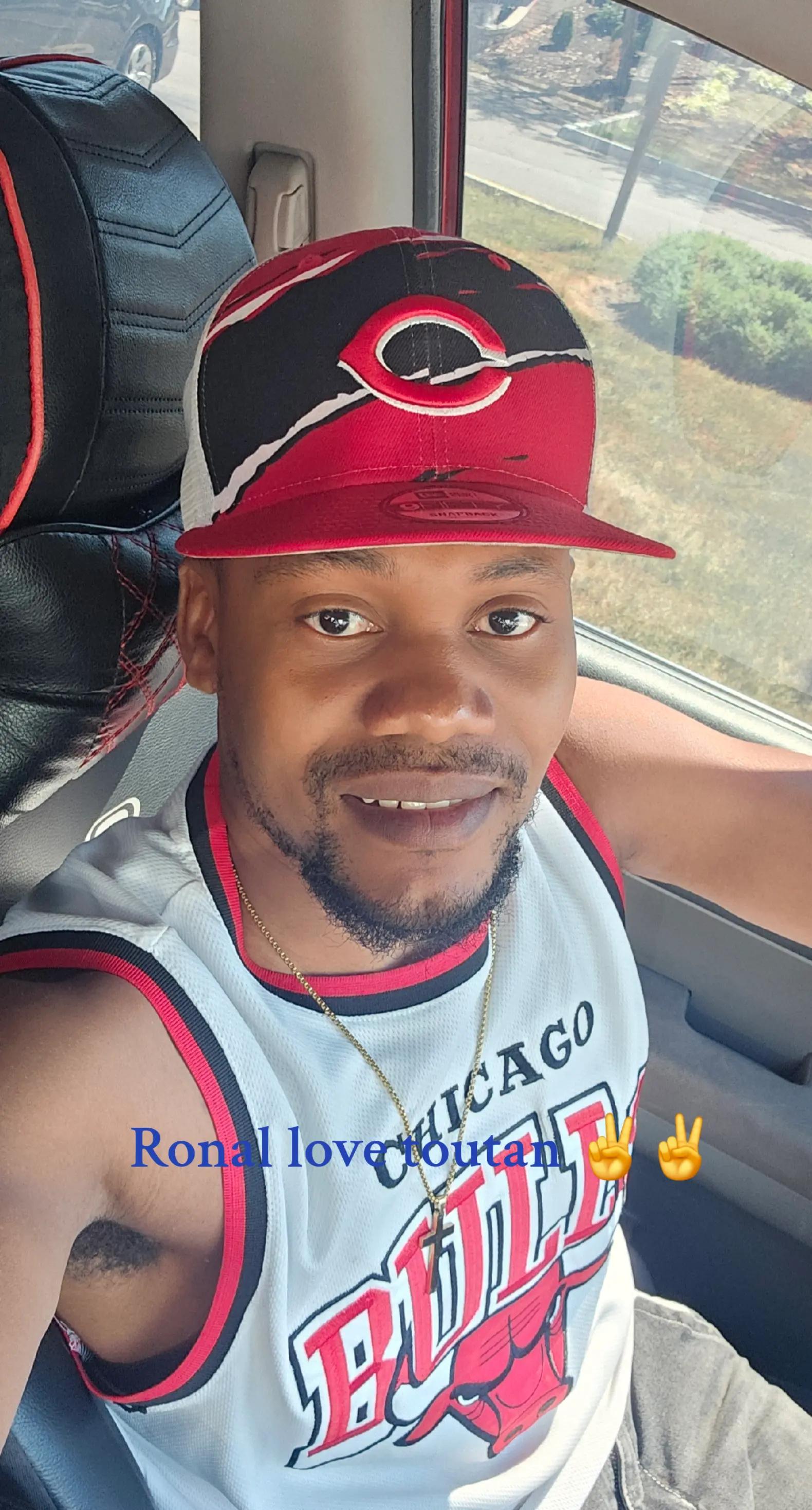 @Ronal love toutan 🐯🦁🐯🐯🦁🦁