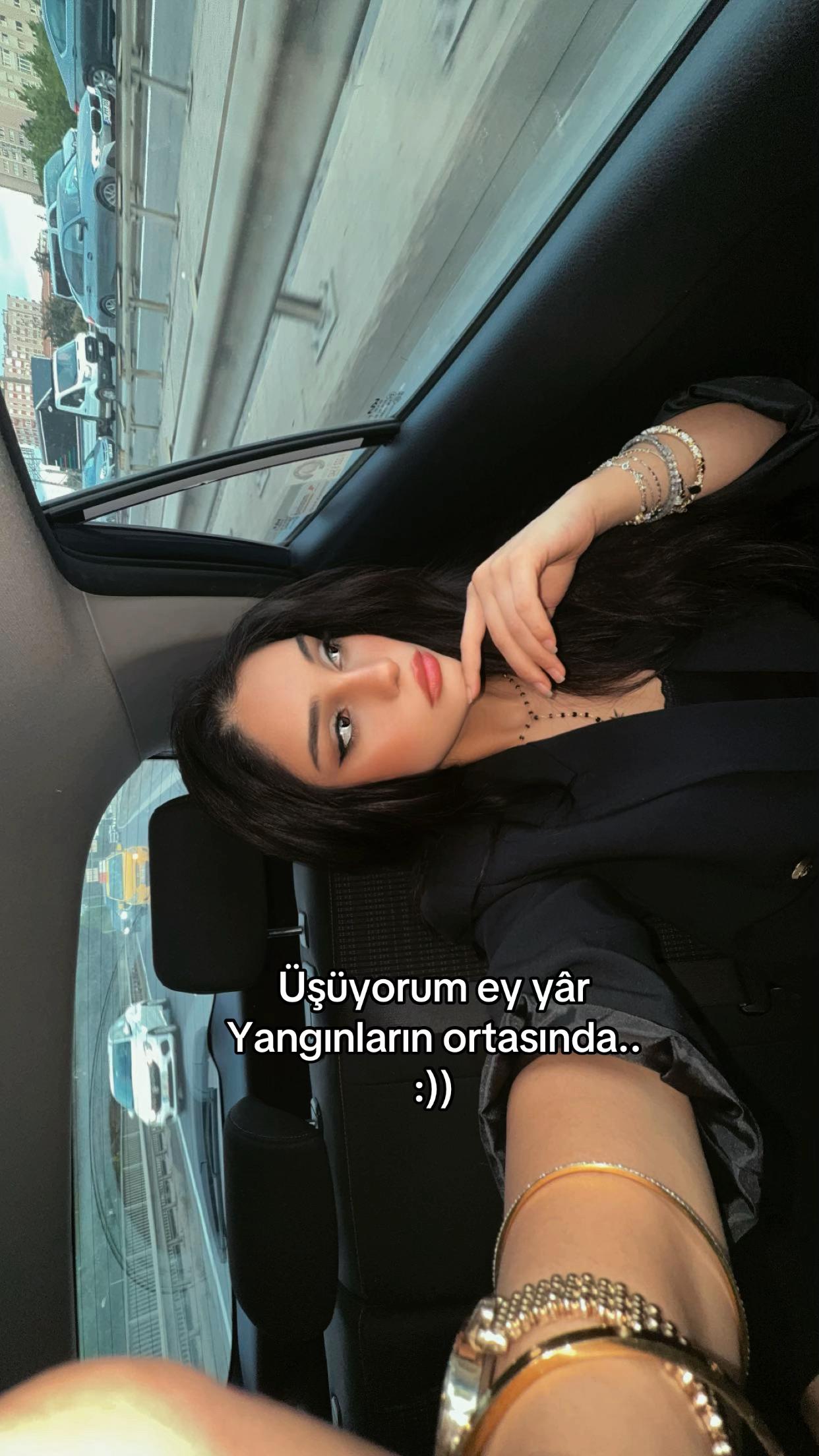 @S&uuml;sl&uuml;&uuml;🦢