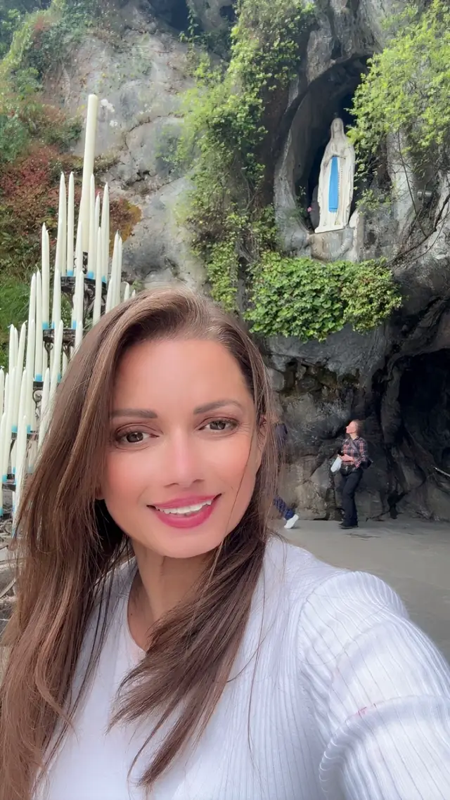 @Dina/دينا ب بكندا
