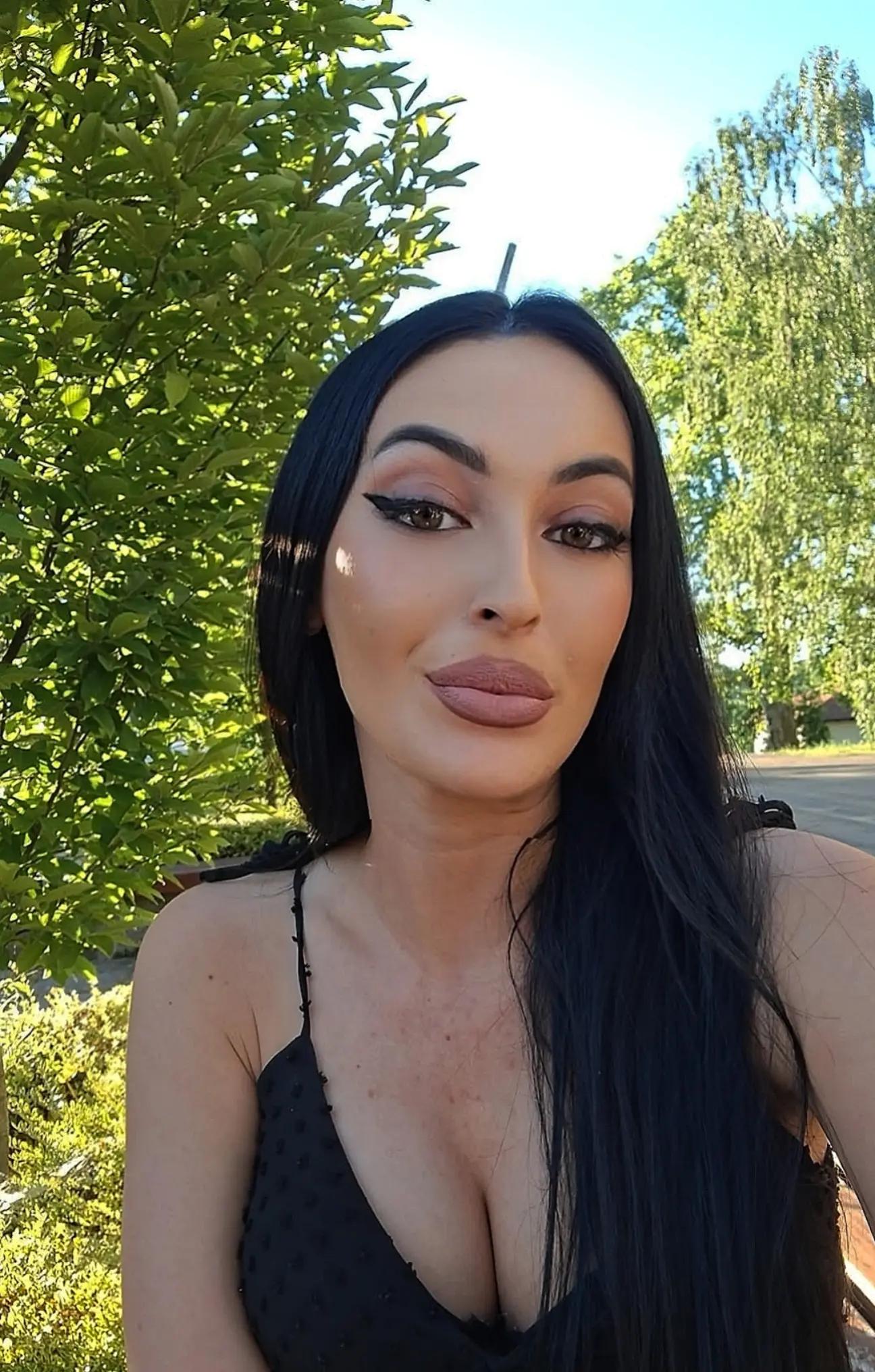 @Željana ✨