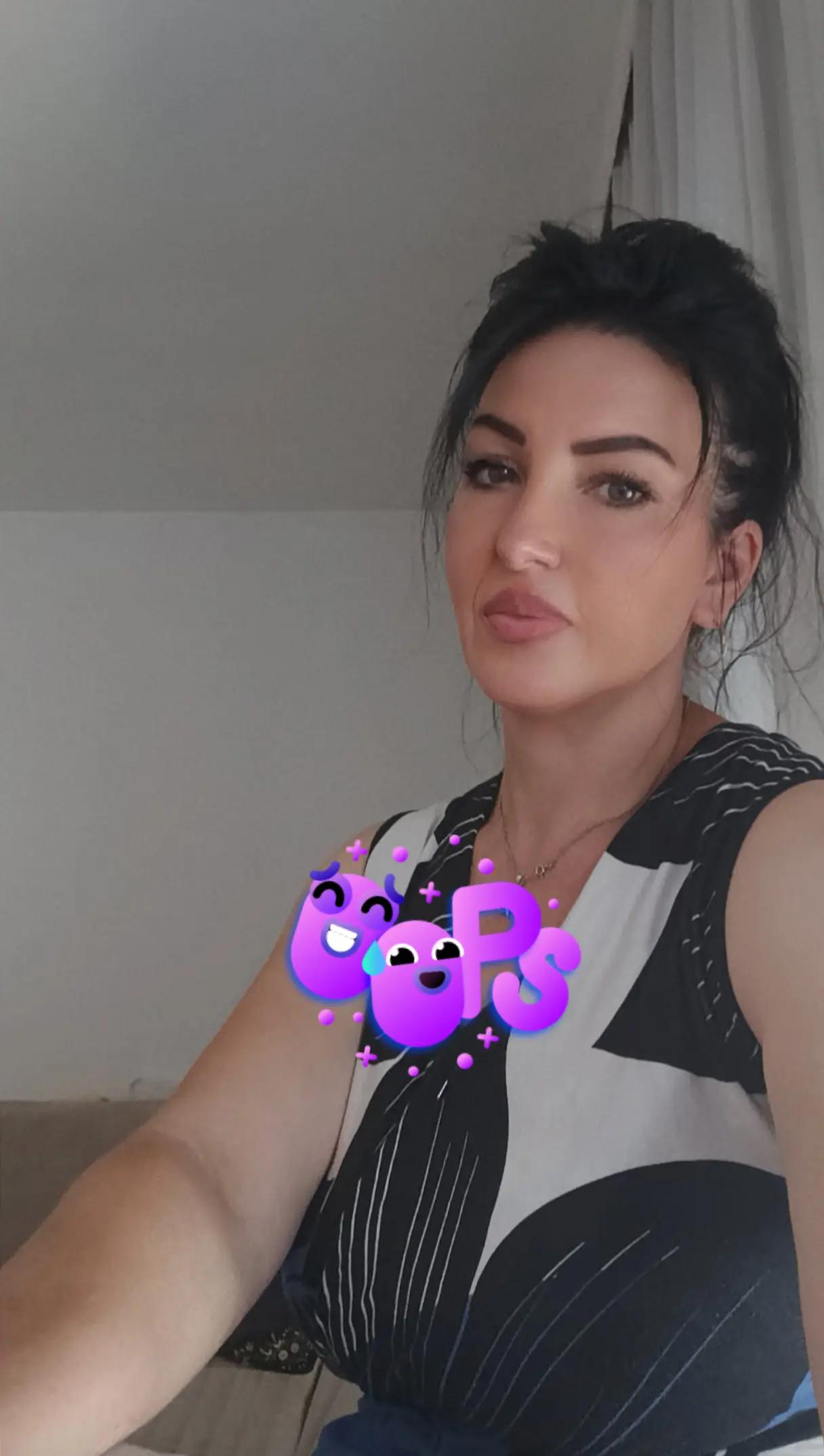 @Zlataa