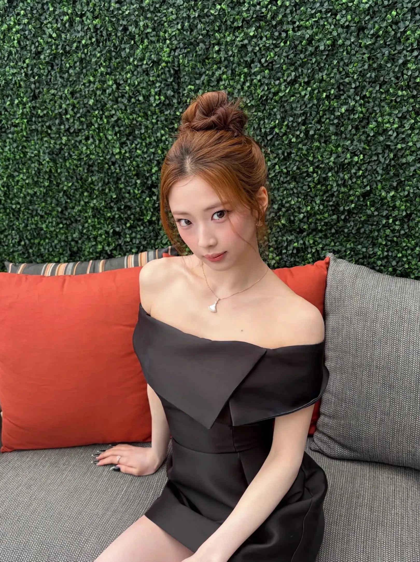 @MEOVV 🖤