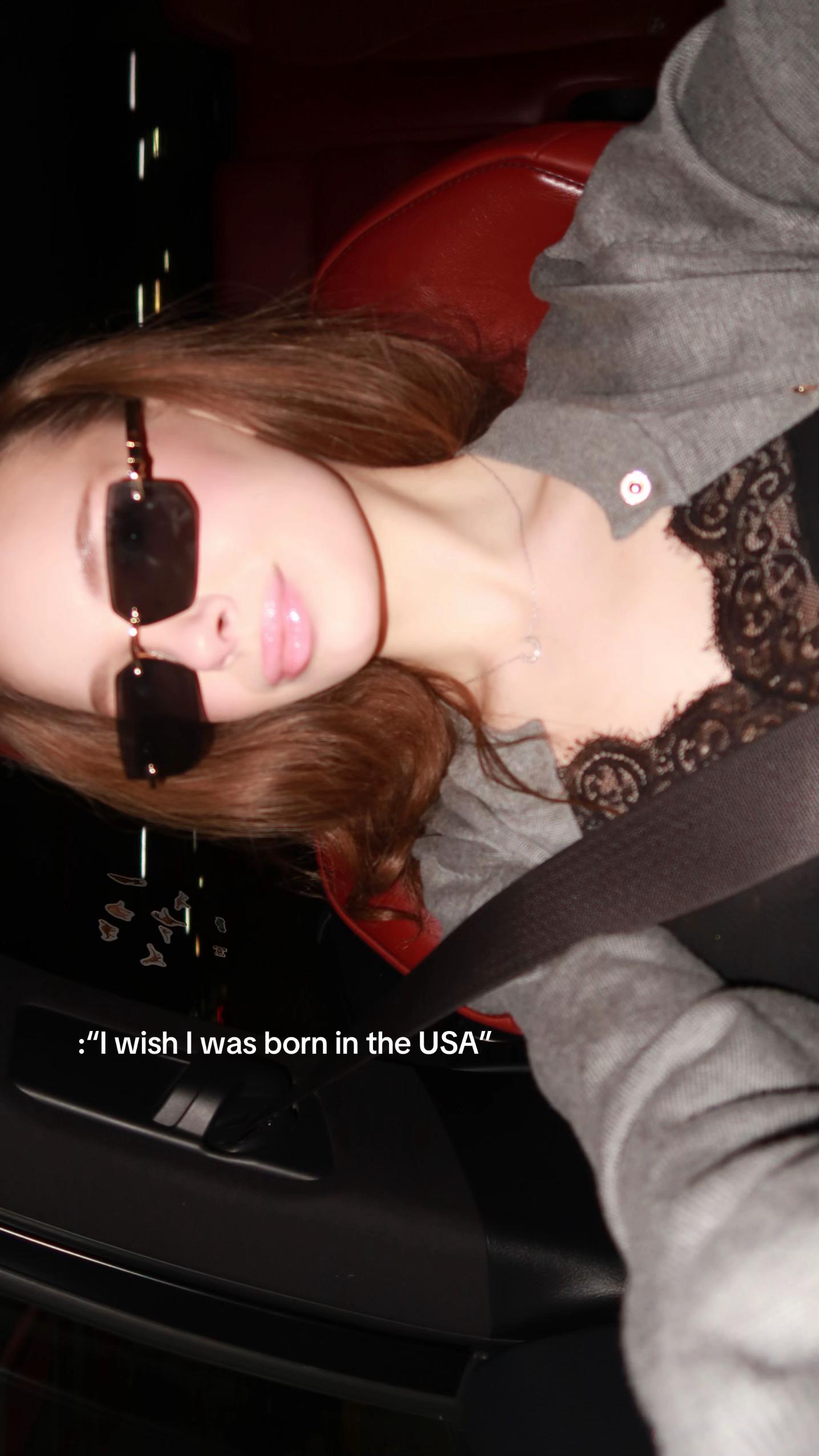 @Sophia