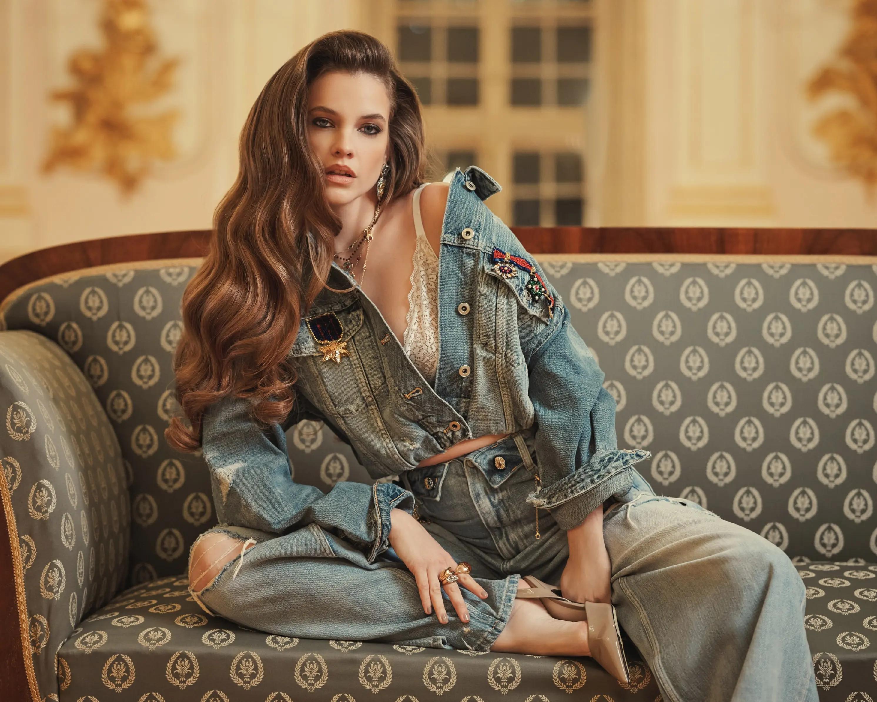 @Barbara Palvin