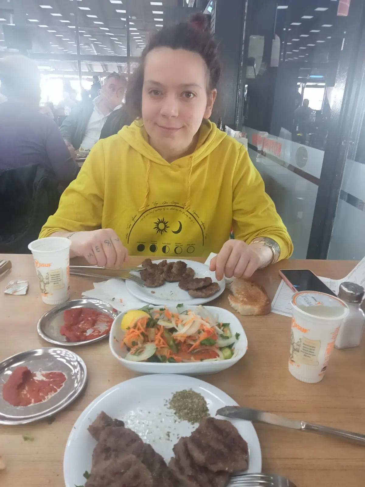@Merveee