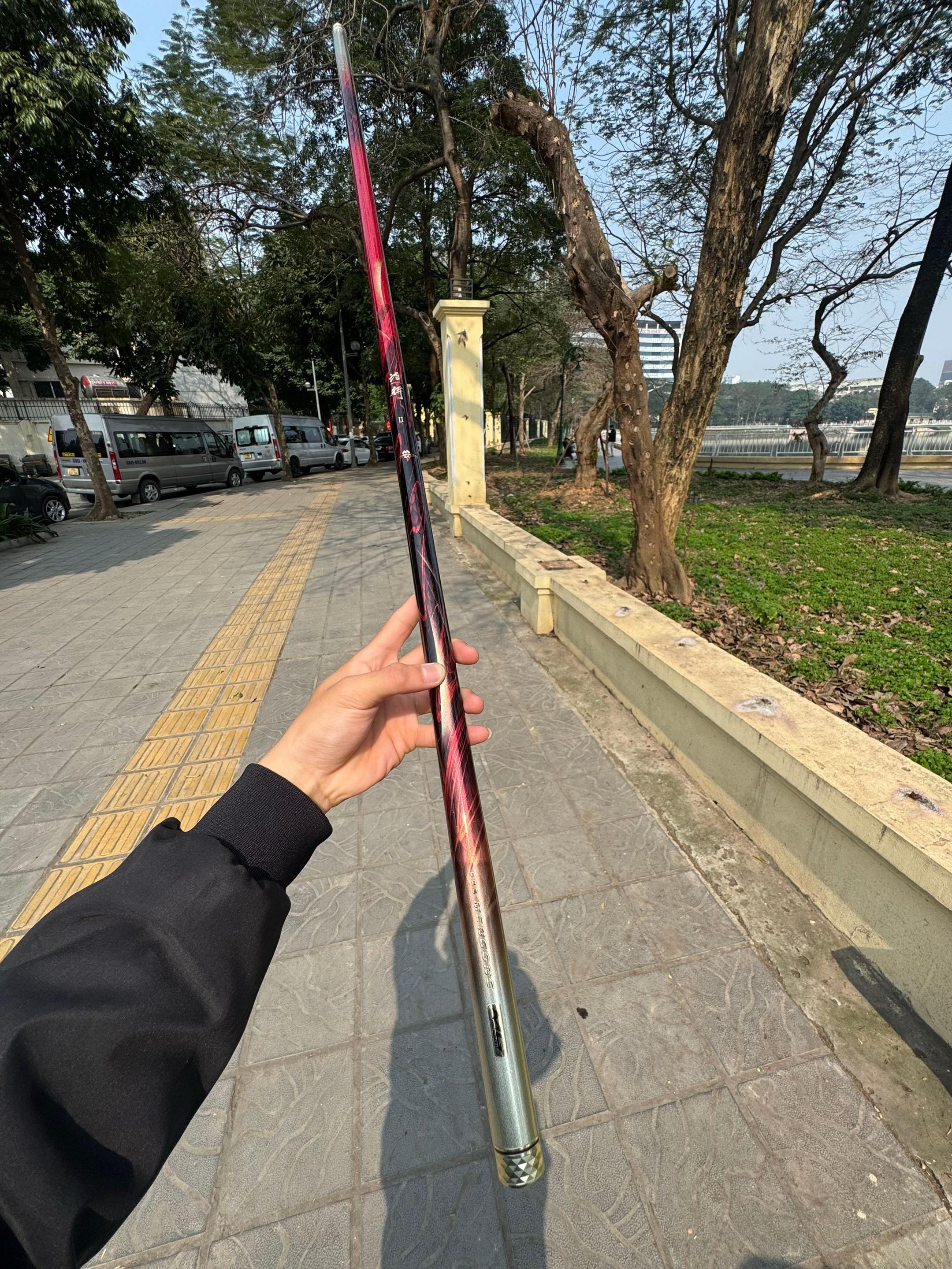@Hà