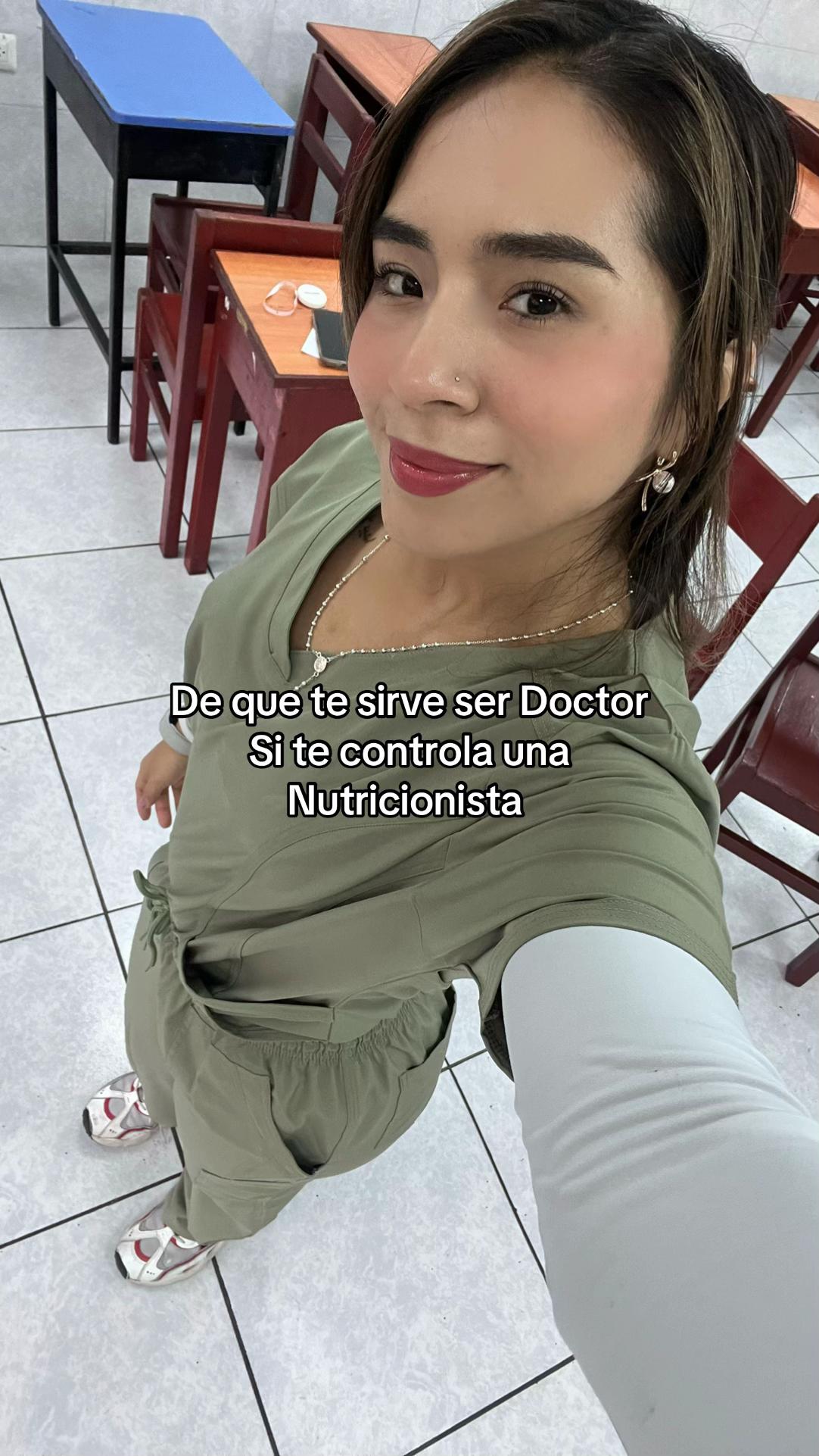 @Caroline Alexandra flores 🦦
