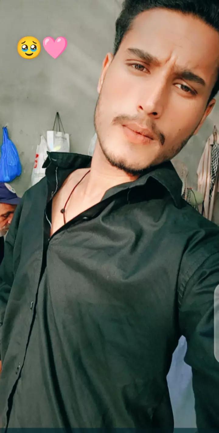 @Momin kharal👑