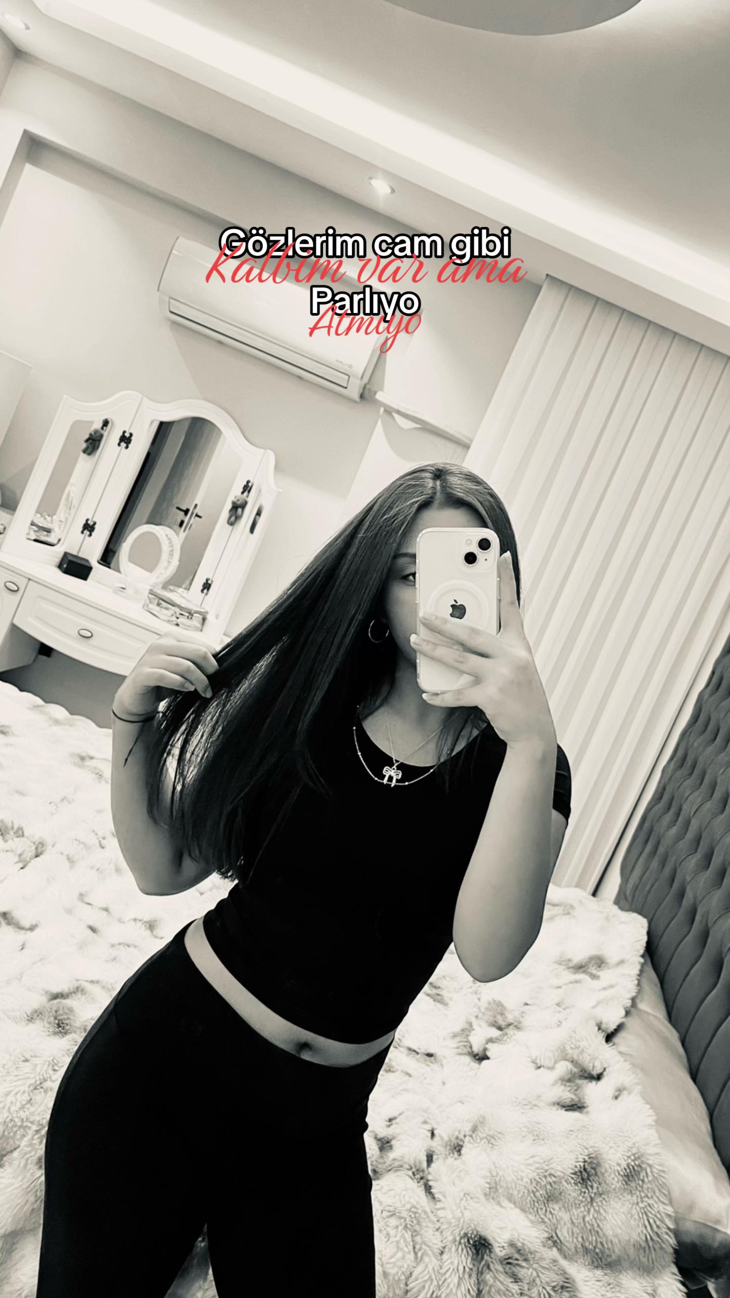 @𝒞ℯ𝓎𝓁𝒾𝓃