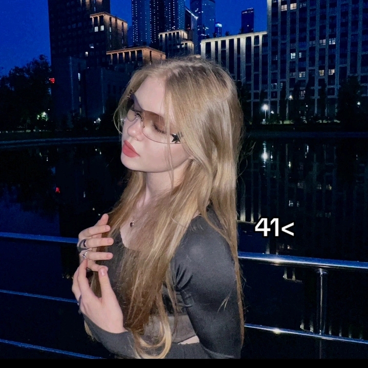@user40714042315