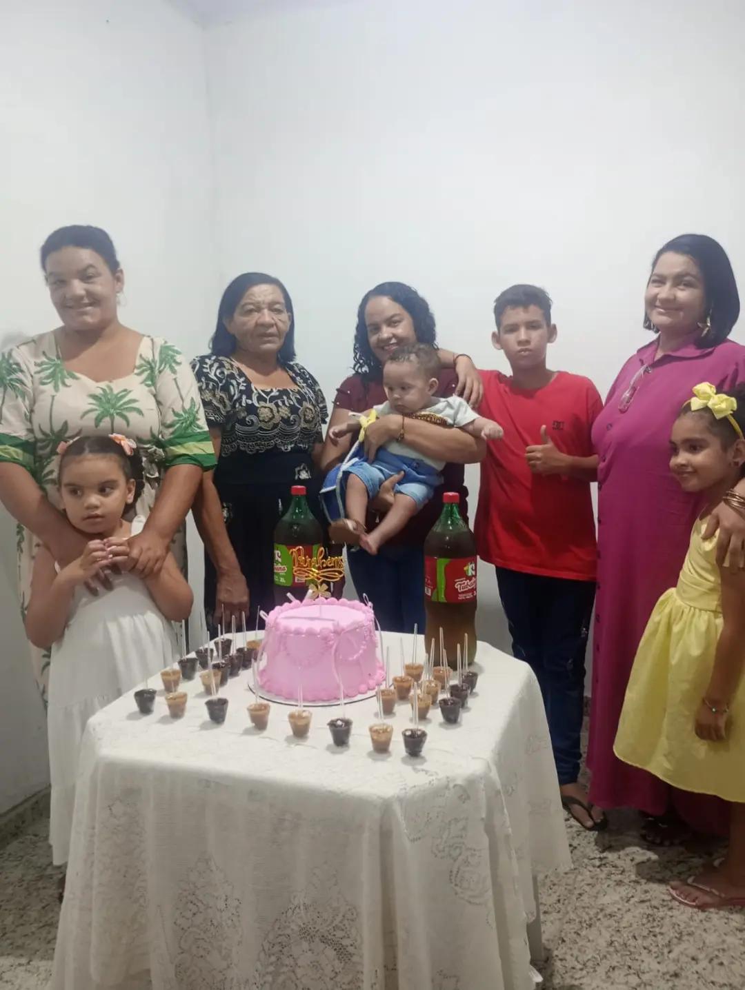@lucinea andrade paz