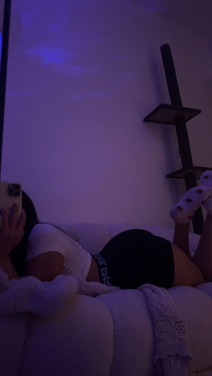 @Gabriela🇻🇪🩷