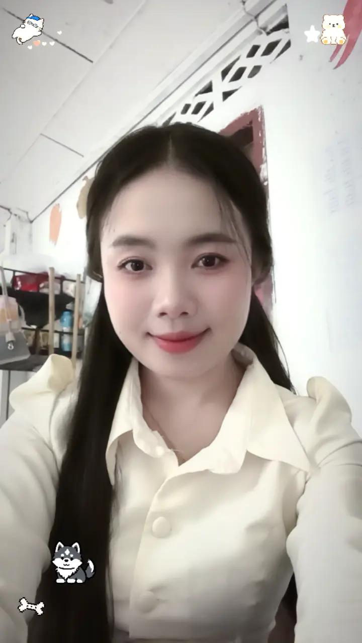 @🥰ສາວຄູລົດເມ😝