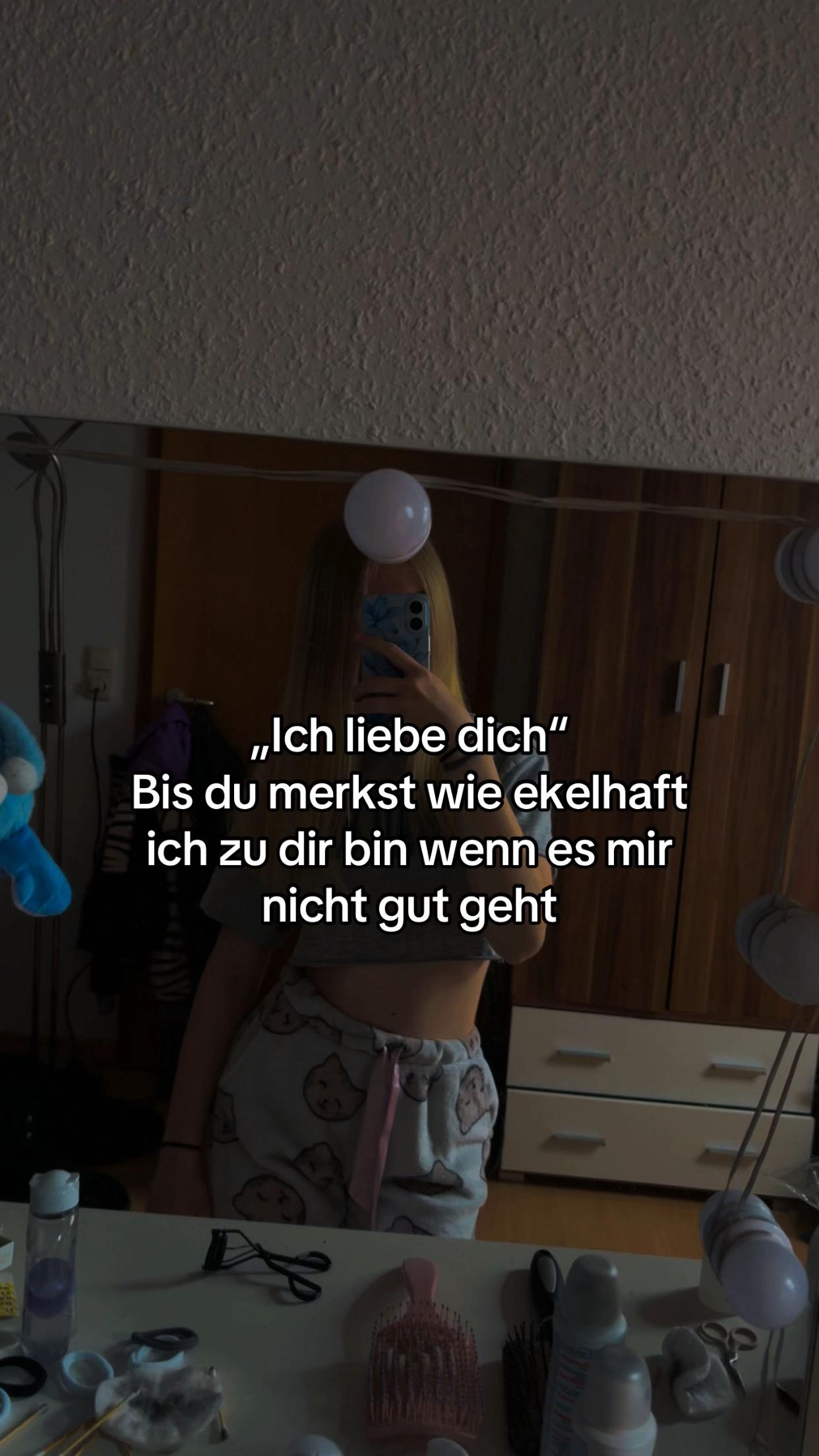 @𝒸𝒽𝒶𝓃𝓉𝒾🇵🇱