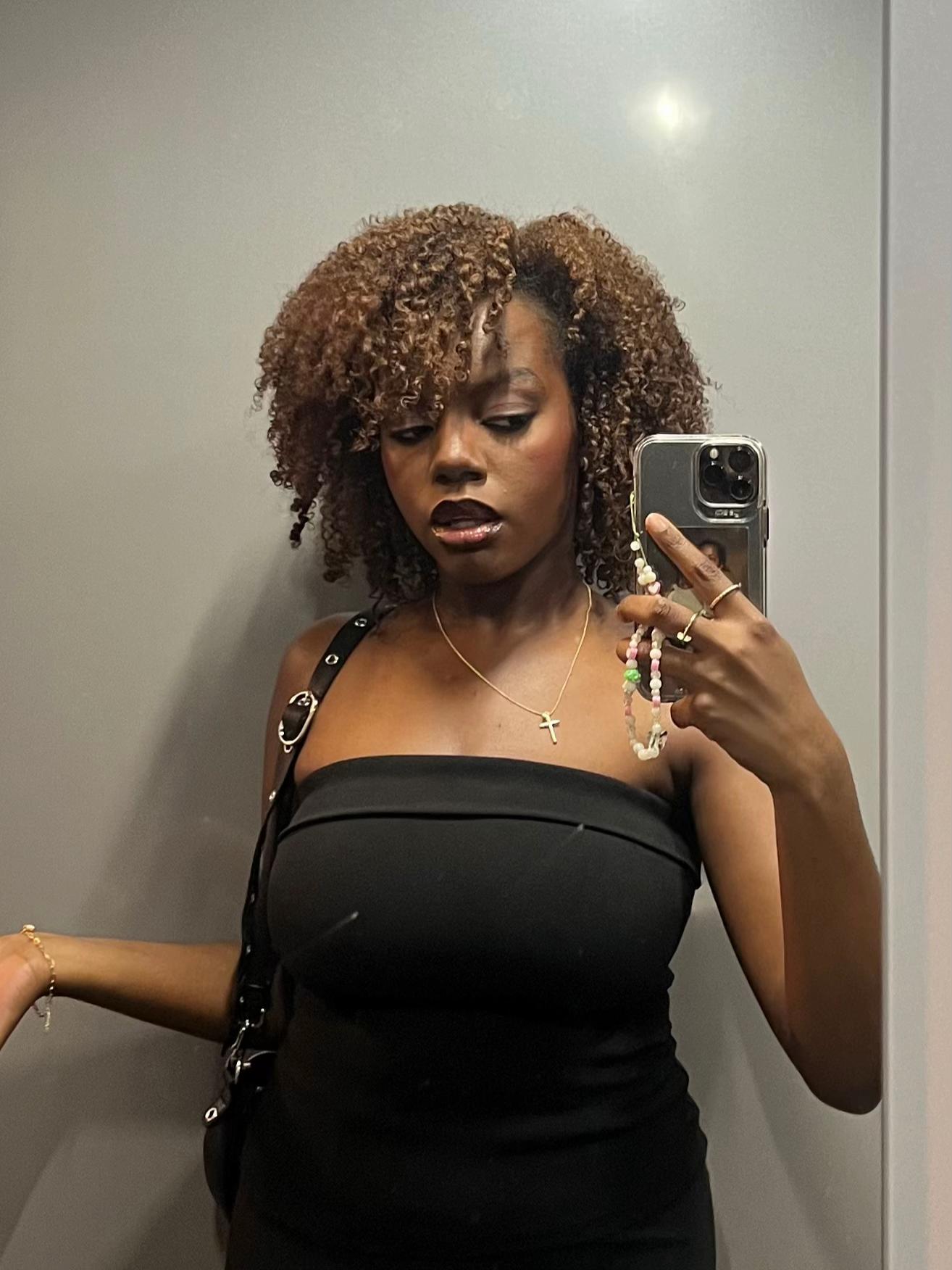 @temi famakinwa 🖤