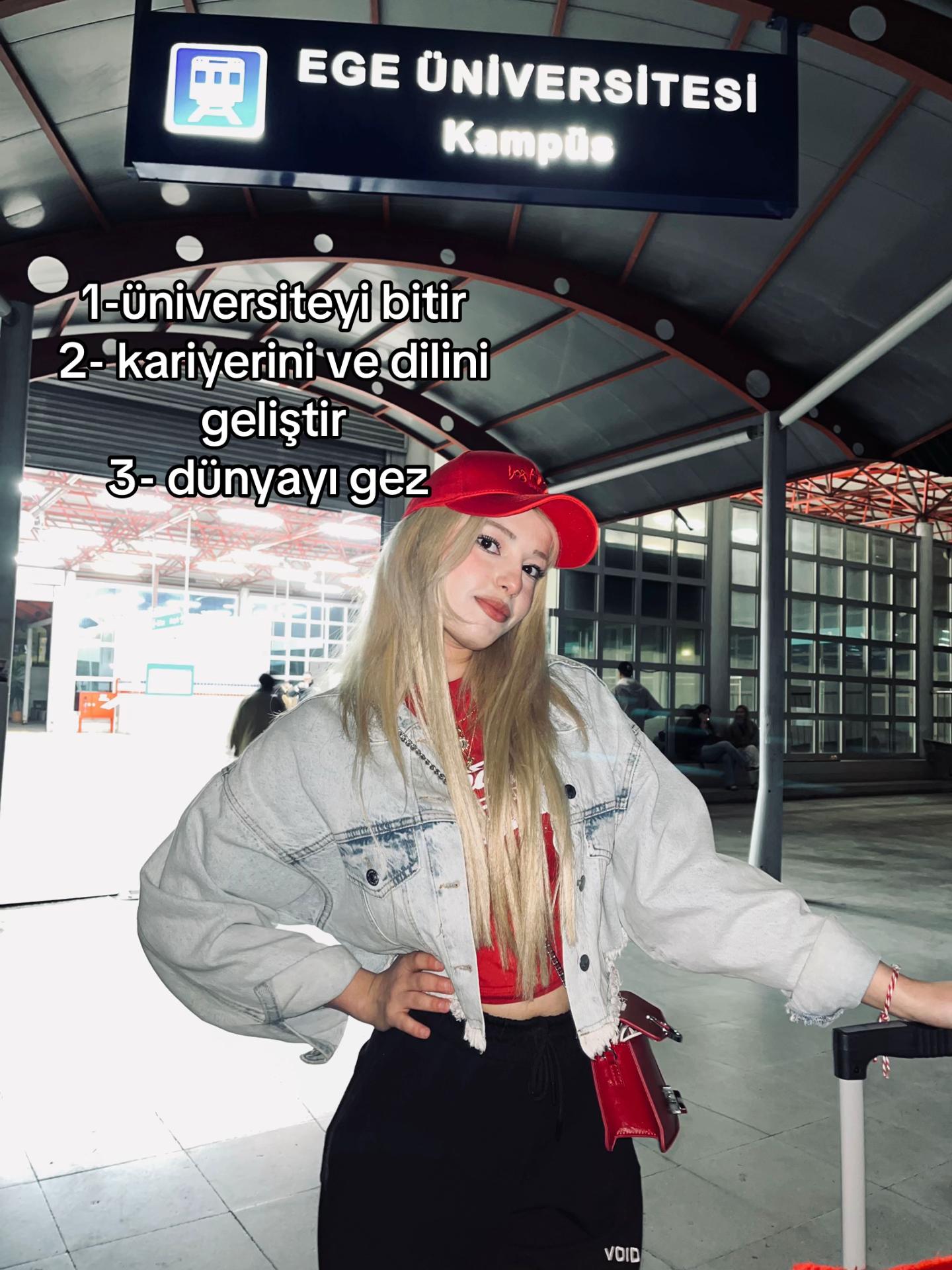 @nur 🪬🪩