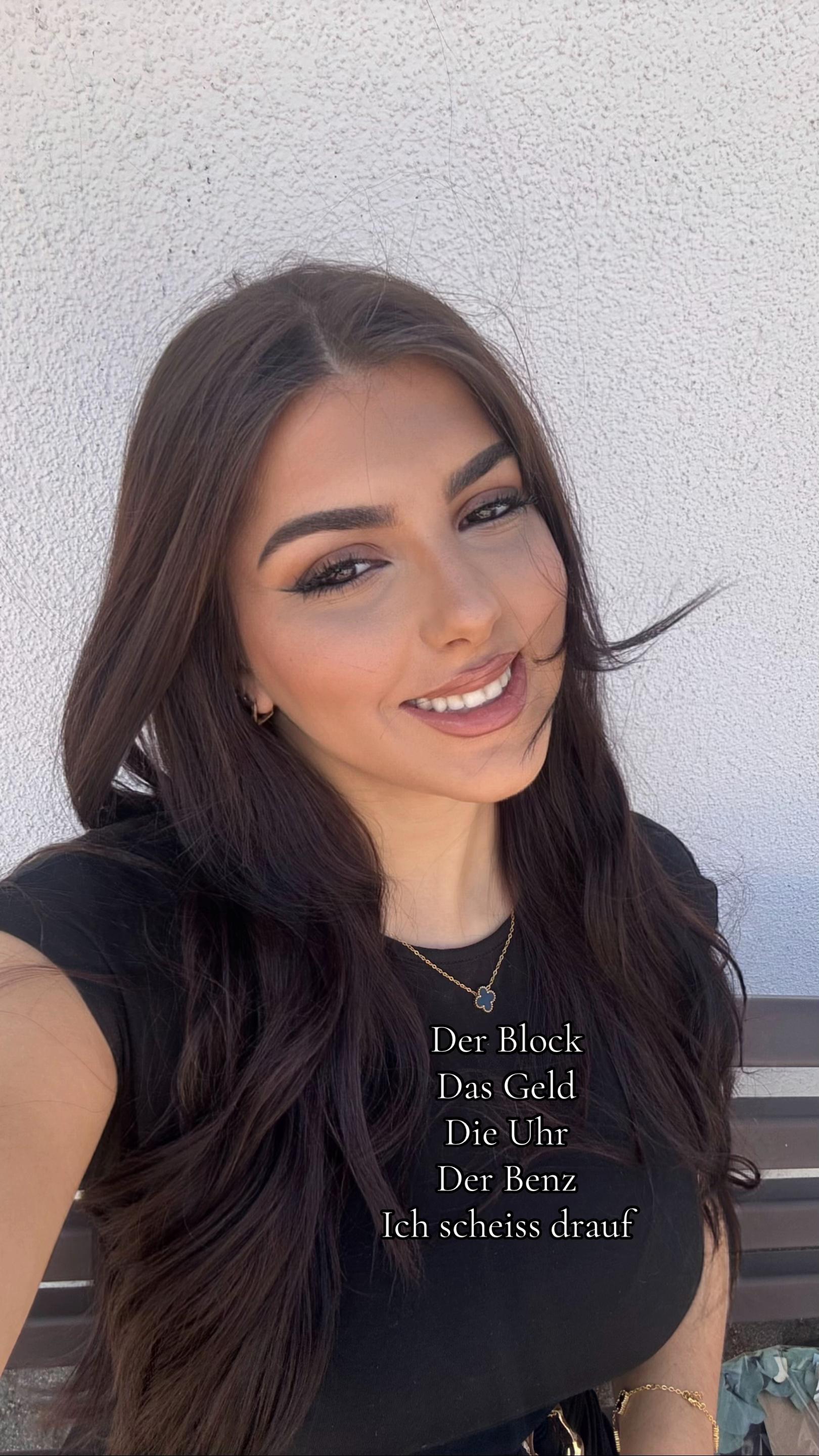 @🧸